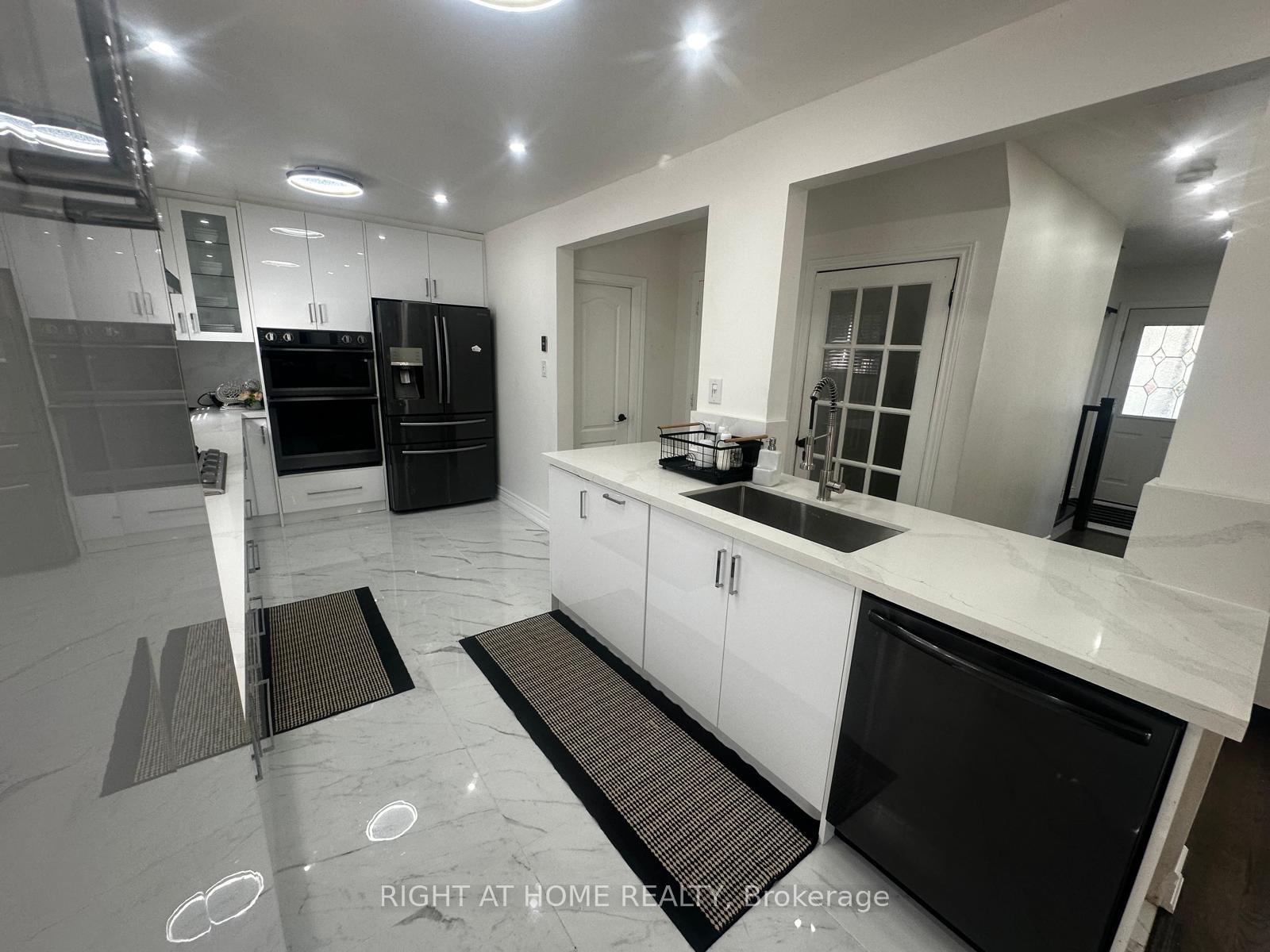 Photo 11 of 71 Sandrift Square, Scarborough, Morningside — HOMEH