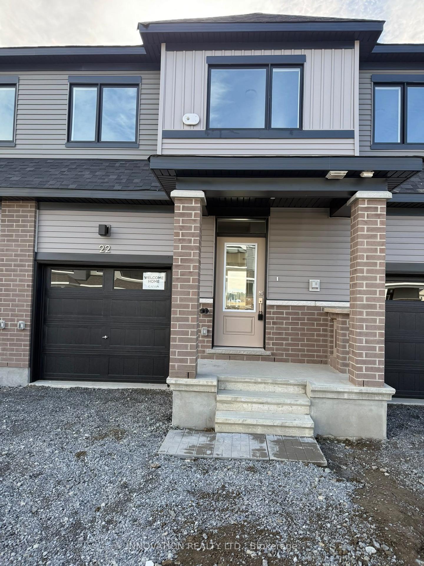 Photo 1 of 22 Sintaluta Walk, Ottawa, Richmond — HOMEH