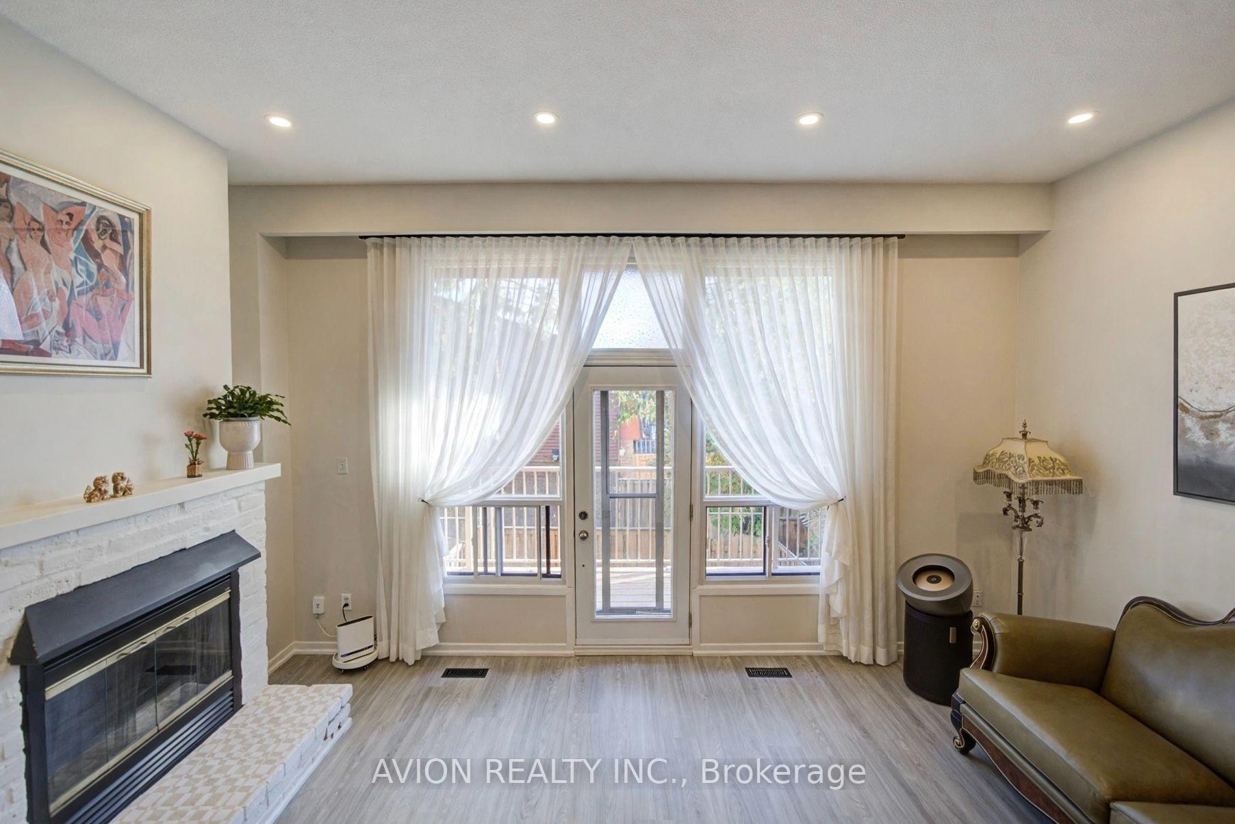 Photo 12 of Unit 25, 11 Plaisance Road, Richmond Hill, North Richvale — HOMEH