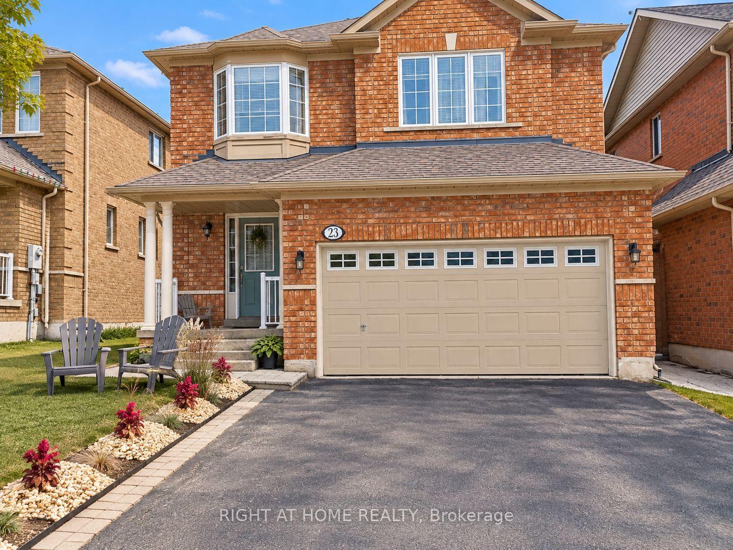 Photo 1 of Unit Walkout Basement, 23 Lark Crescent, Richmond Hill, Devonsleigh — HOMEH
