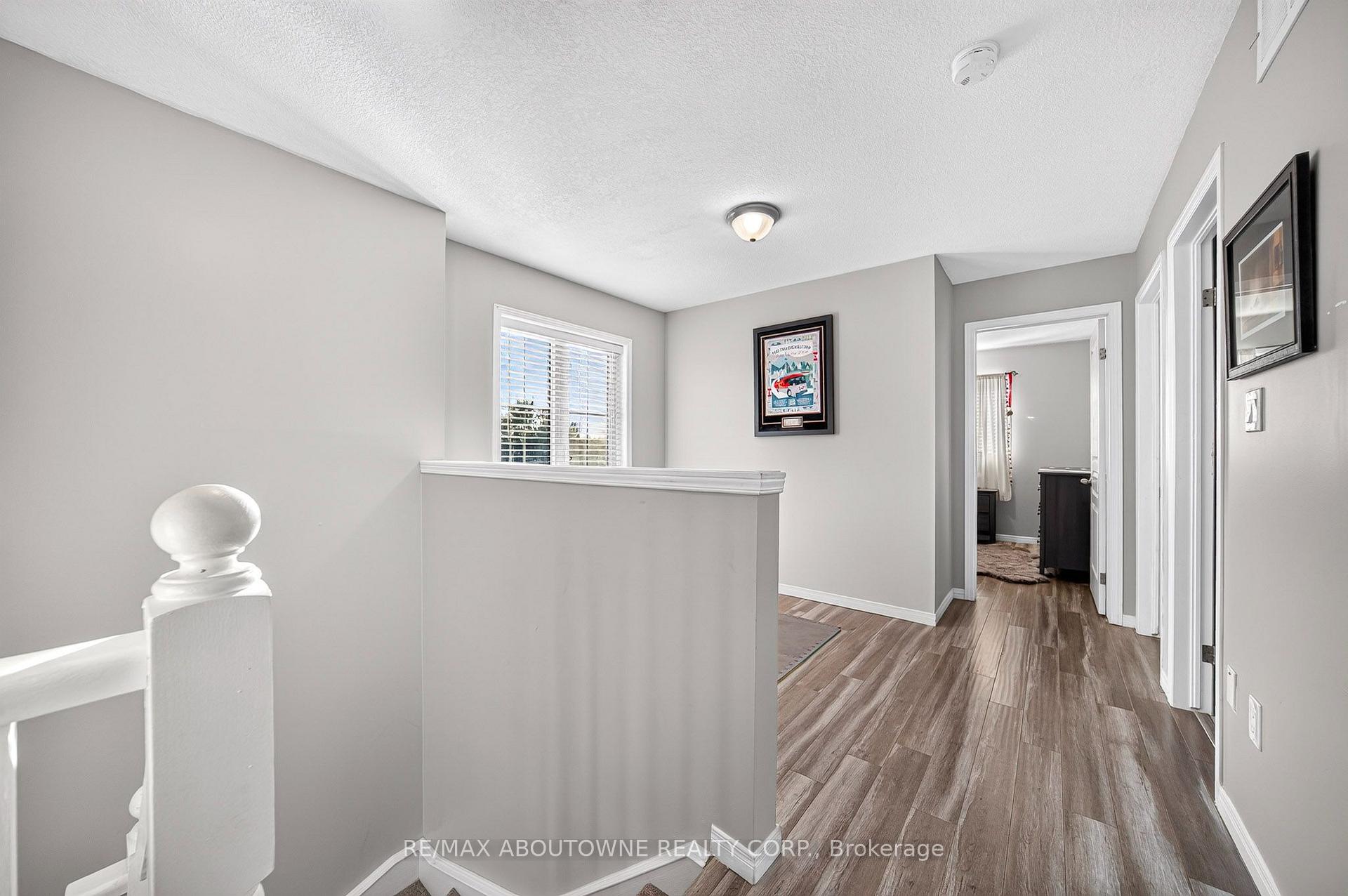 Photo 15 of Unit 21, 170 Palacebeach Trail, Hamilton, Lakeshore — HOMEH
