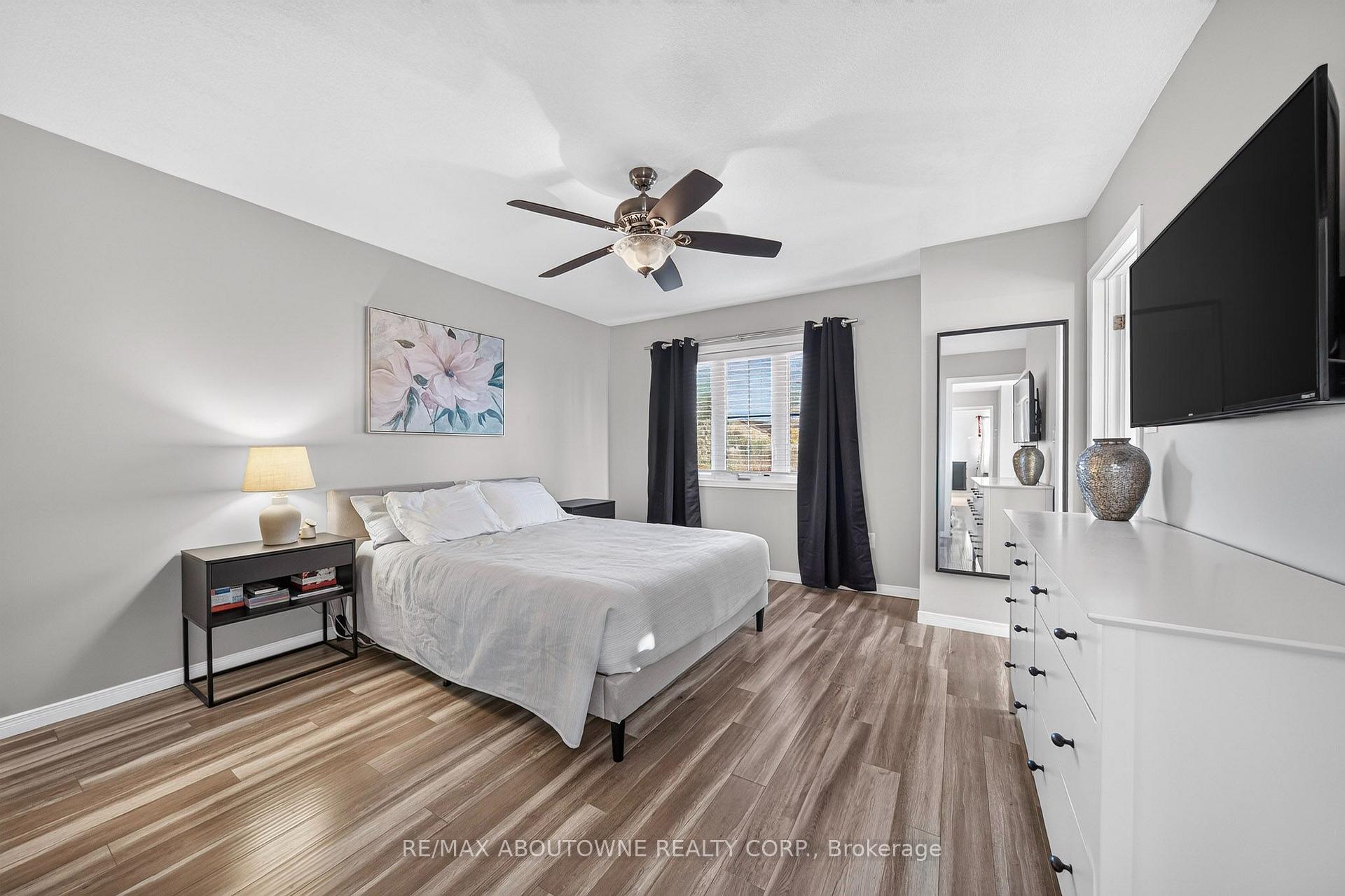 Photo 17 of Unit 21, 170 Palacebeach Trail, Hamilton, Lakeshore — HOMEH