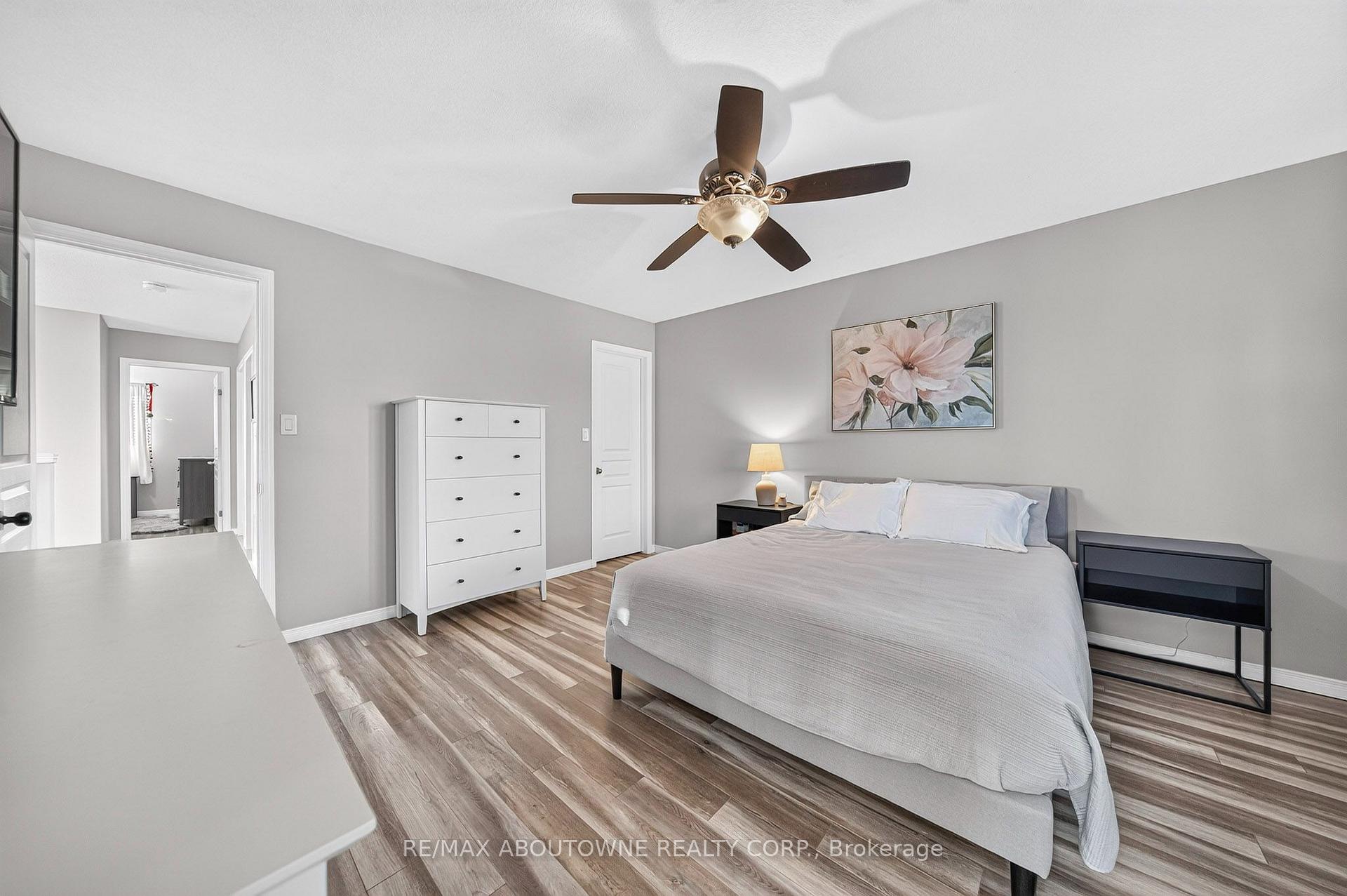 Photo 18 of Unit 21, 170 Palacebeach Trail, Hamilton, Lakeshore — HOMEH