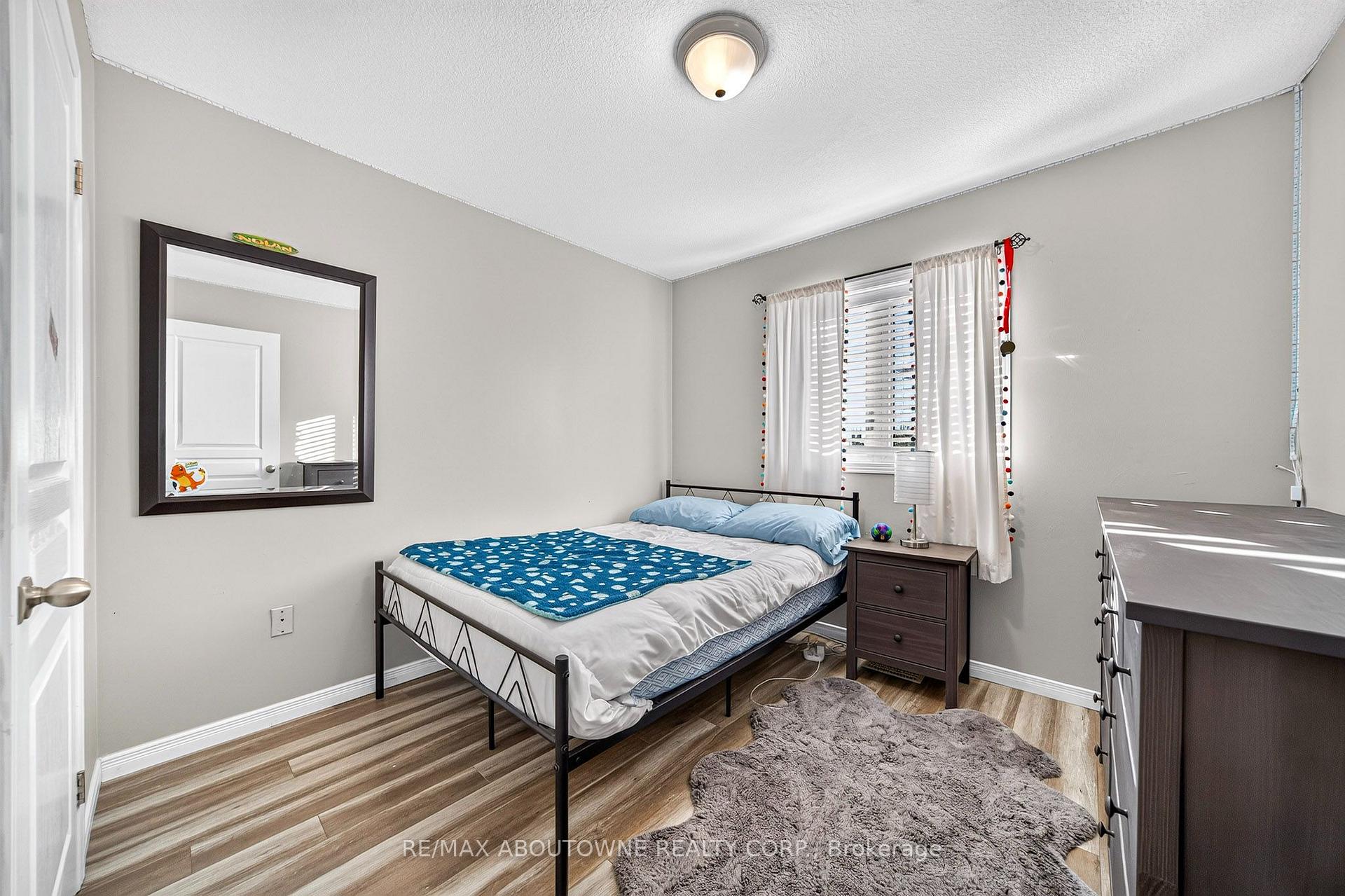 Photo 25 of Unit 21, 170 Palacebeach Trail, Hamilton, Lakeshore — HOMEH