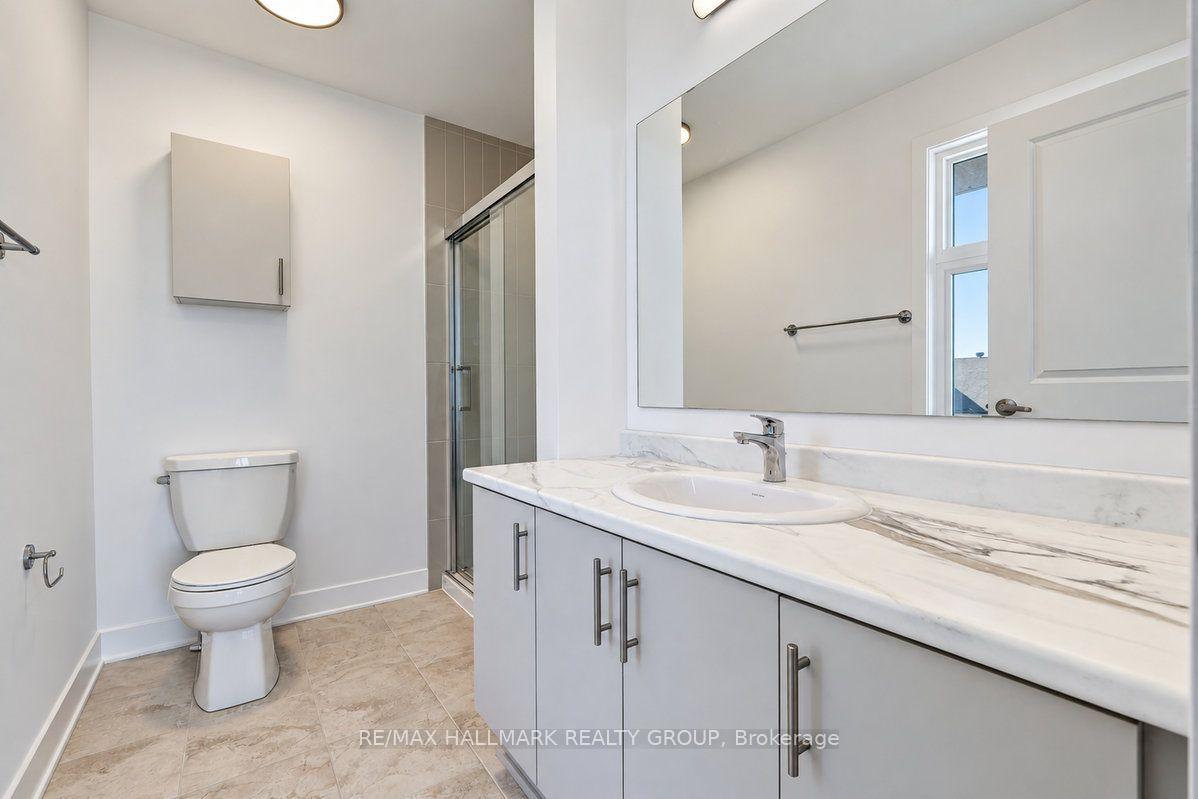 Photo 18 of 1063 Cedar Creek Dr, Ottawa, Blossom Park/Kemp Park/Findlay Creek — HOMEH