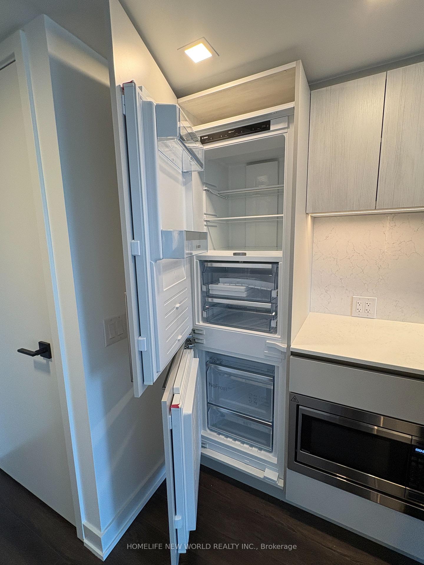 Photo 5 of Unit 1009, 609 Sherbourne Street, Toronto, North St. James Town — HOMEH