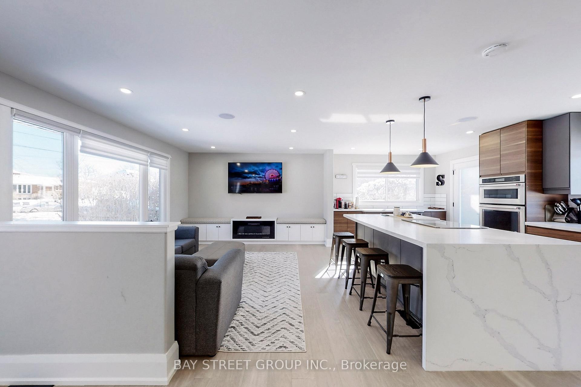 Photo 11 of 646 Simcoe Road, Bradford West Gwillimbury, Bradford — HOMEH