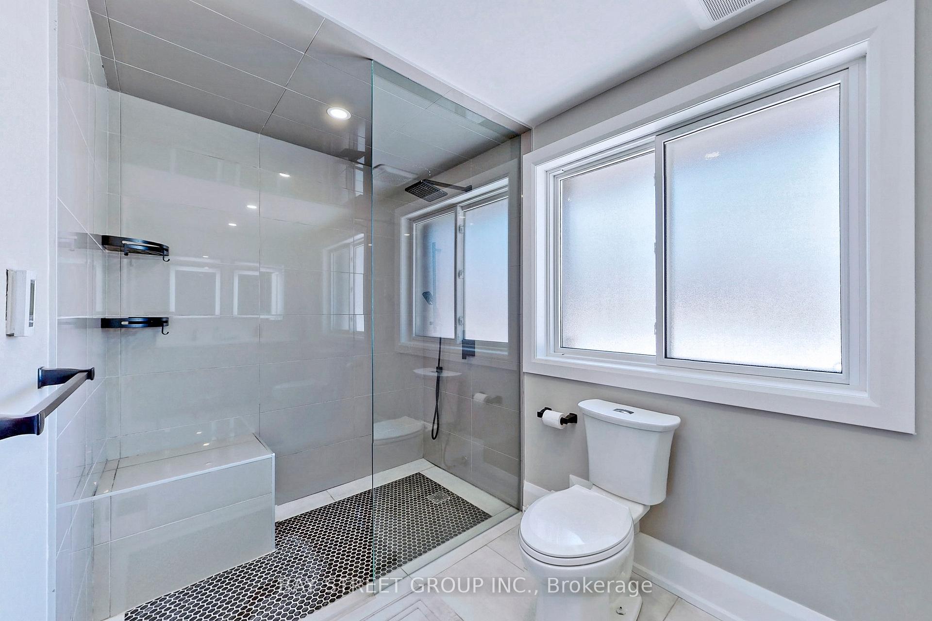 Photo 18 of 646 Simcoe Road, Bradford West Gwillimbury, Bradford — HOMEH