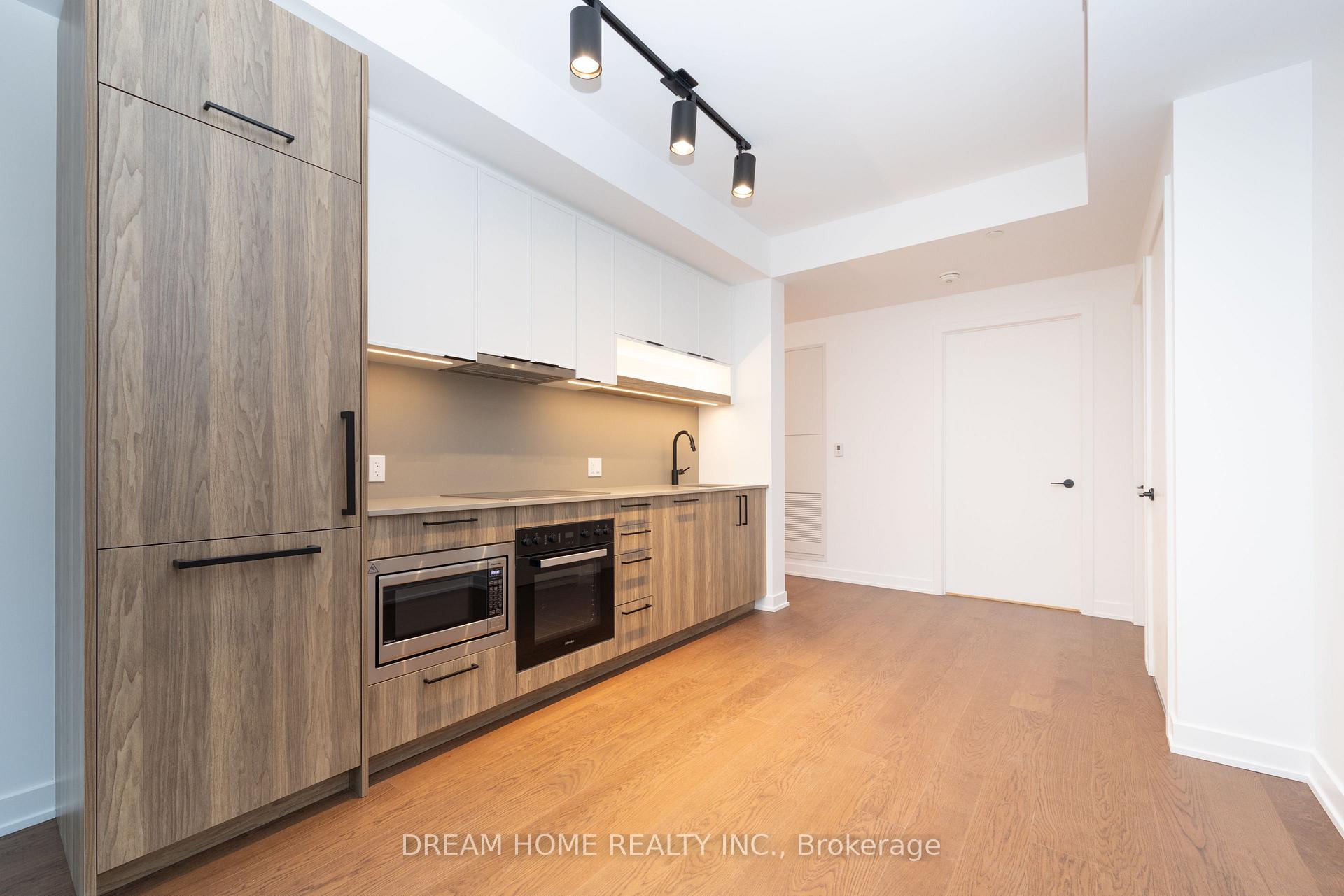 Photo 6 of Unit 2002, 91 Montclair Avenue, Toronto, Forest Hill South — HOMEH
