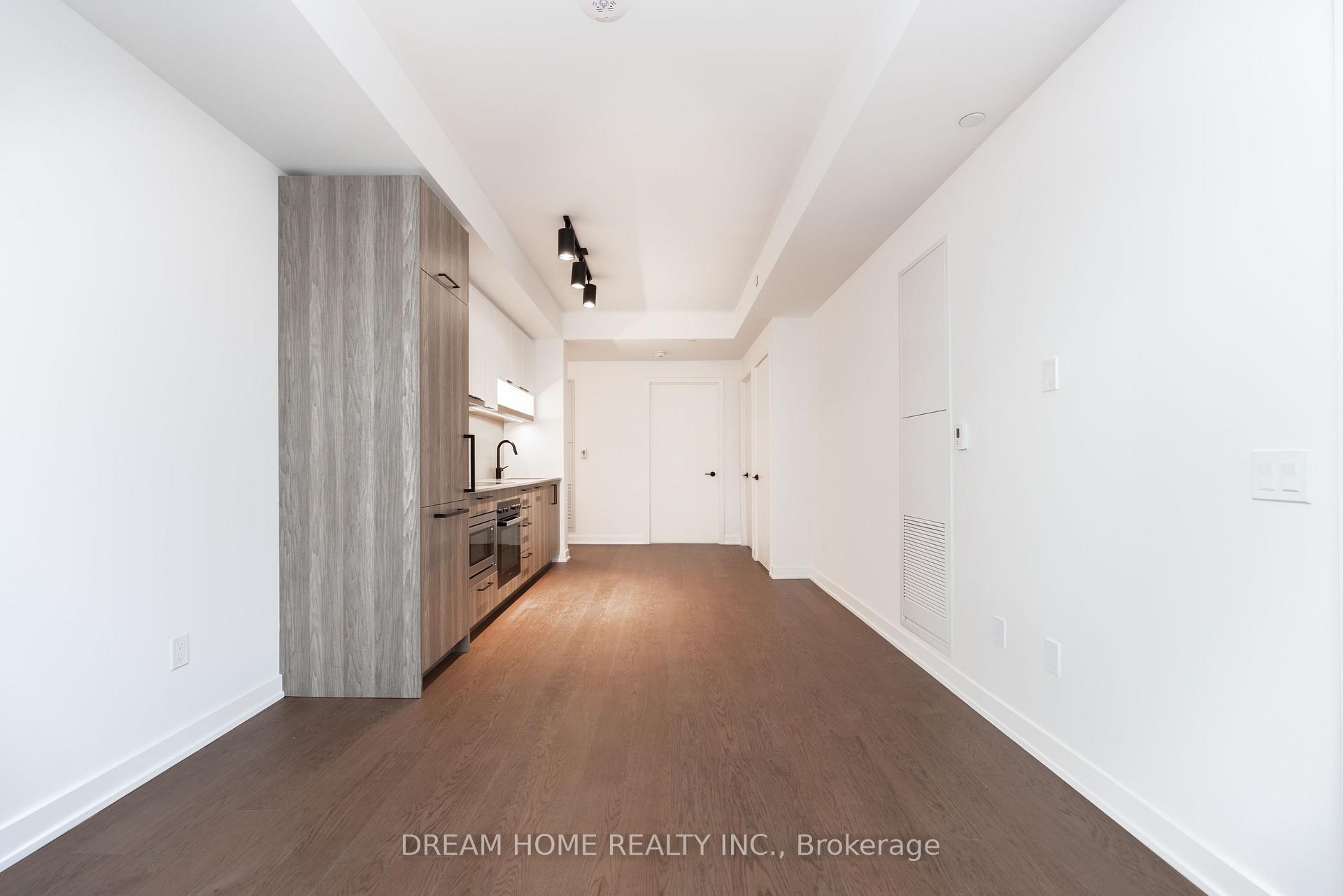 Photo 7 of Unit 2002, 91 Montclair Avenue, Toronto, Forest Hill South — HOMEH