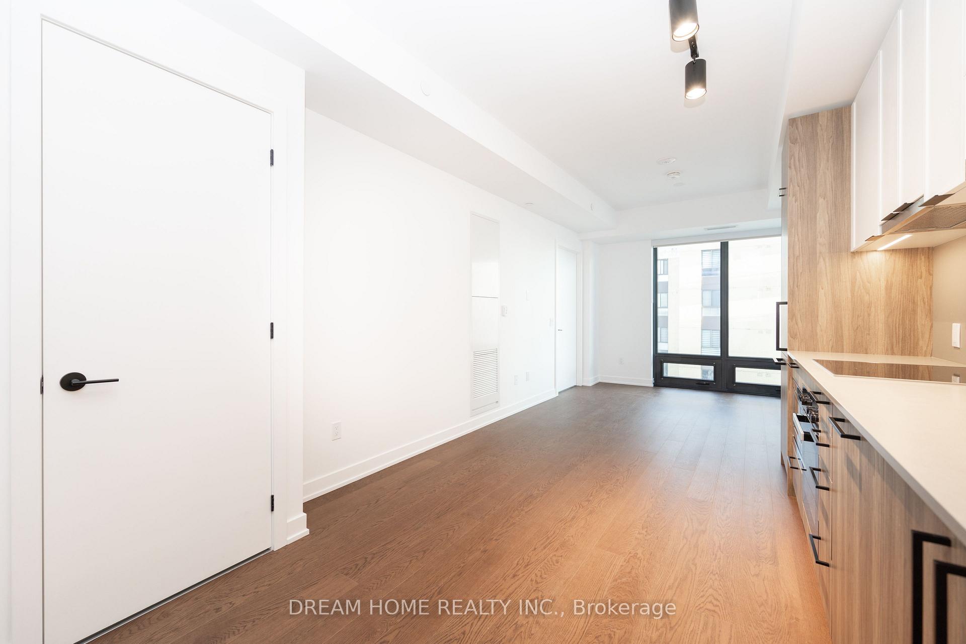 Photo 8 of Unit 2002, 91 Montclair Avenue, Toronto, Forest Hill South — HOMEH