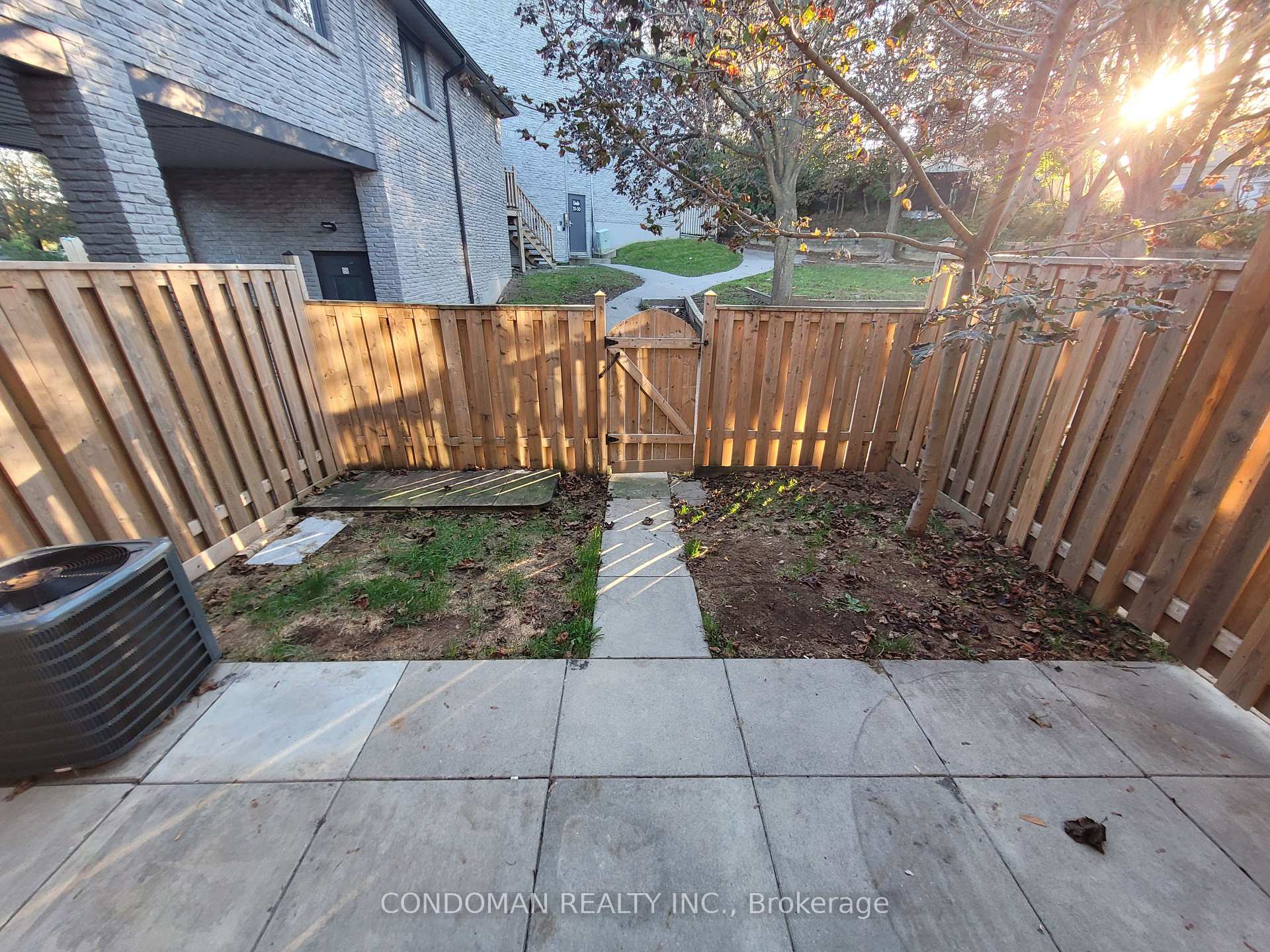 Photo 15 of Unit 24, 477 Dean Avenue, Oshawa, Central — HOMEH