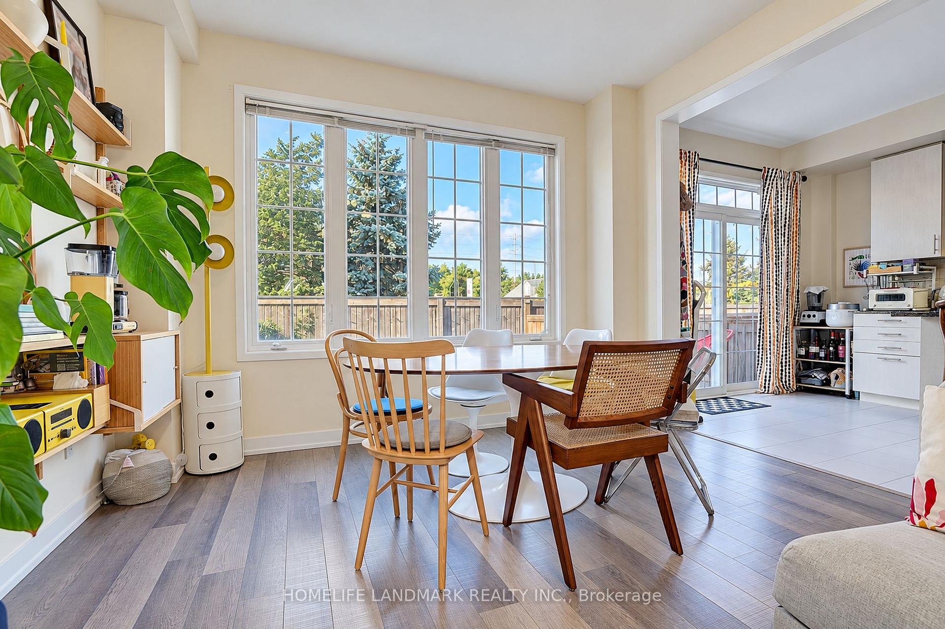 Photo 13 of 18 Avonmore Trail, Vaughan, Patterson — HOMEH