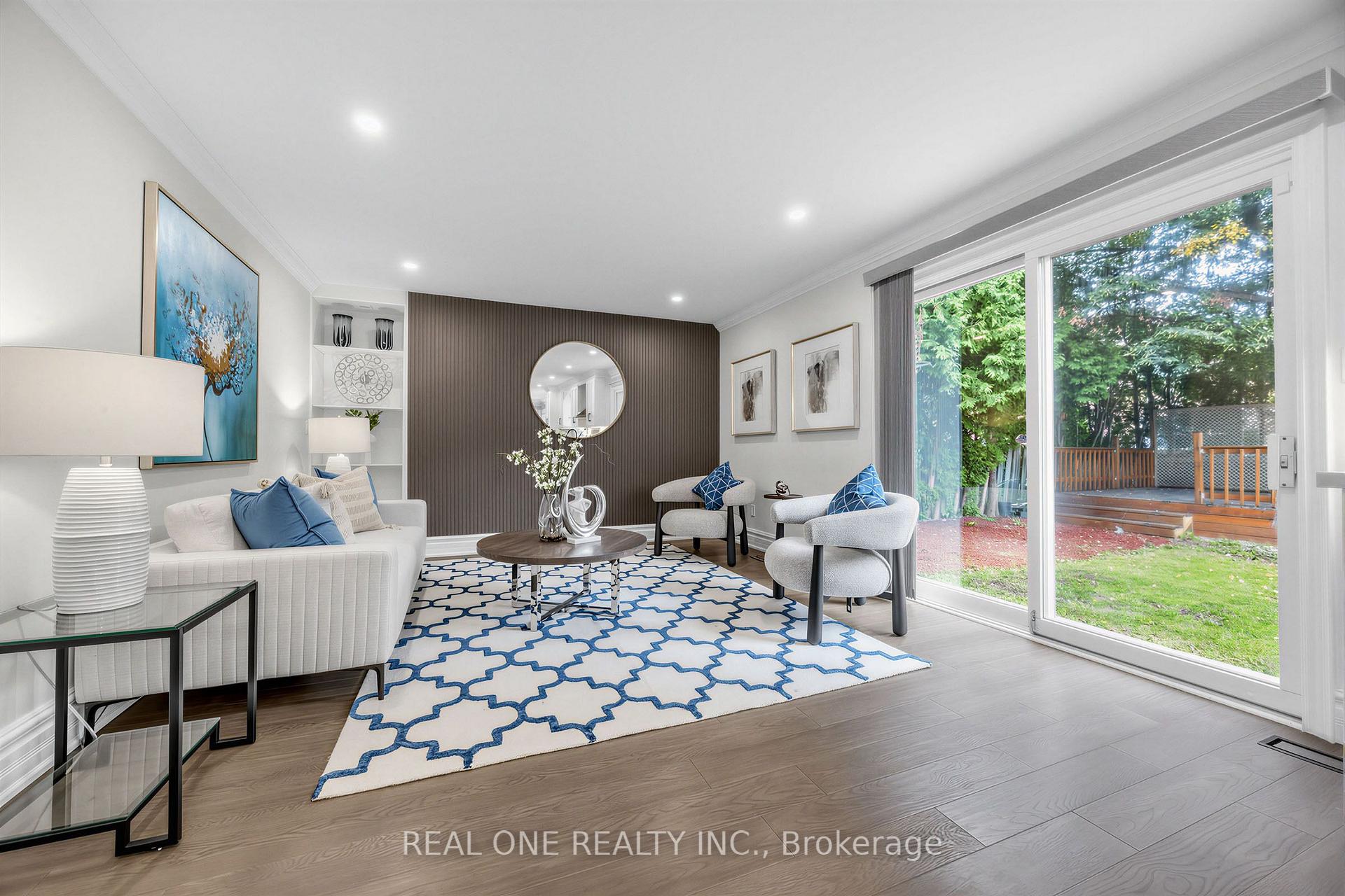 Photo 22 of 52 Fenwick Crescent, Markham, Unionville — HOMEH