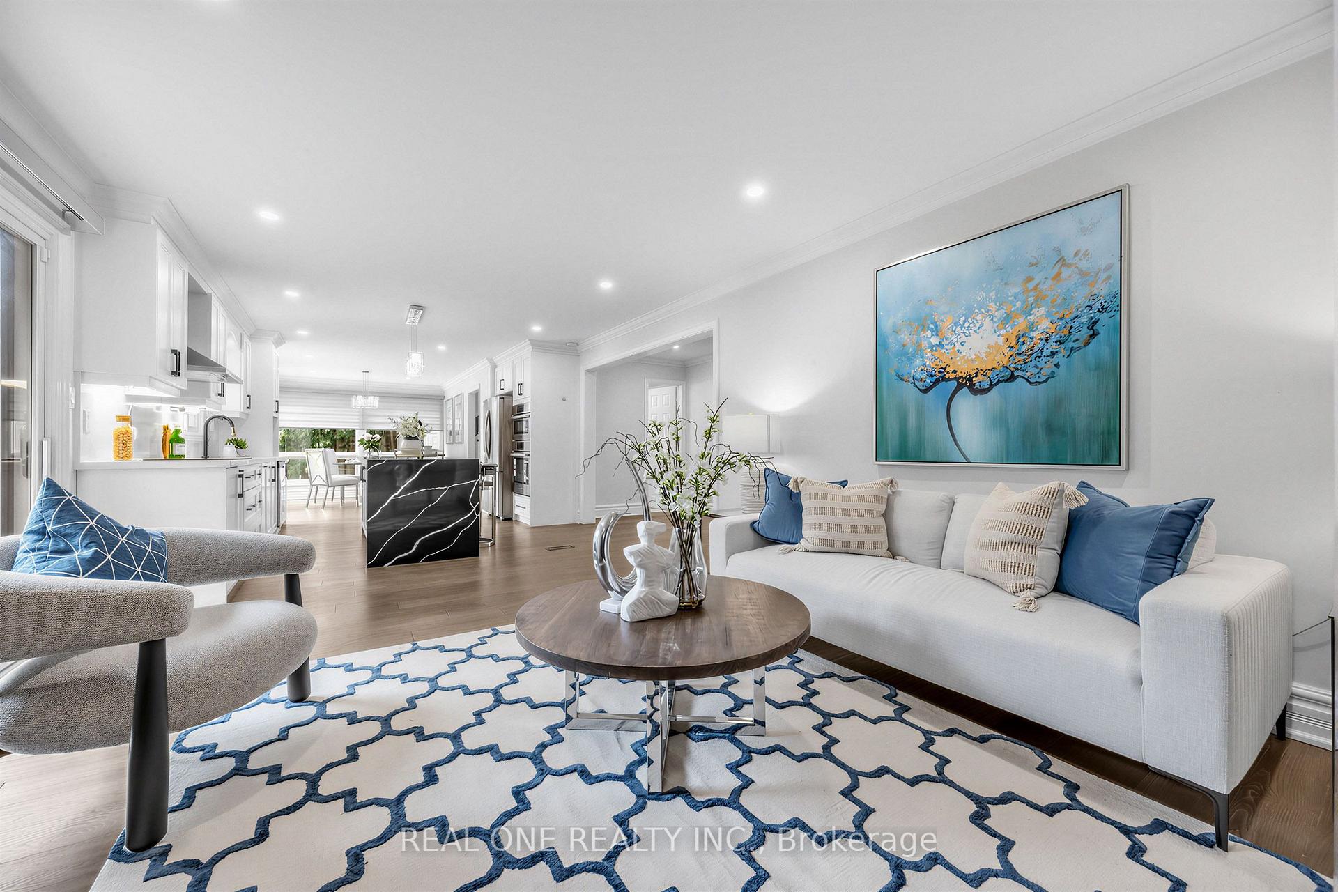 Photo 25 of 52 Fenwick Crescent, Markham, Unionville — HOMEH