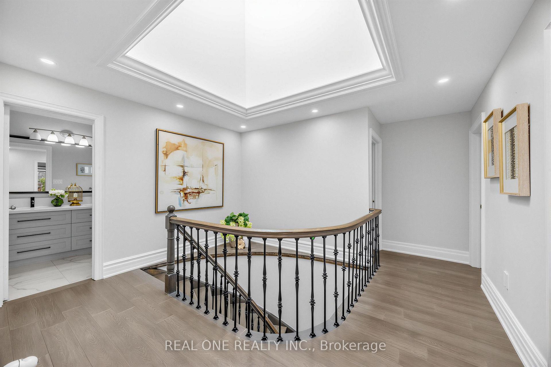 Photo 29 of 52 Fenwick Crescent, Markham, Unionville — HOMEH