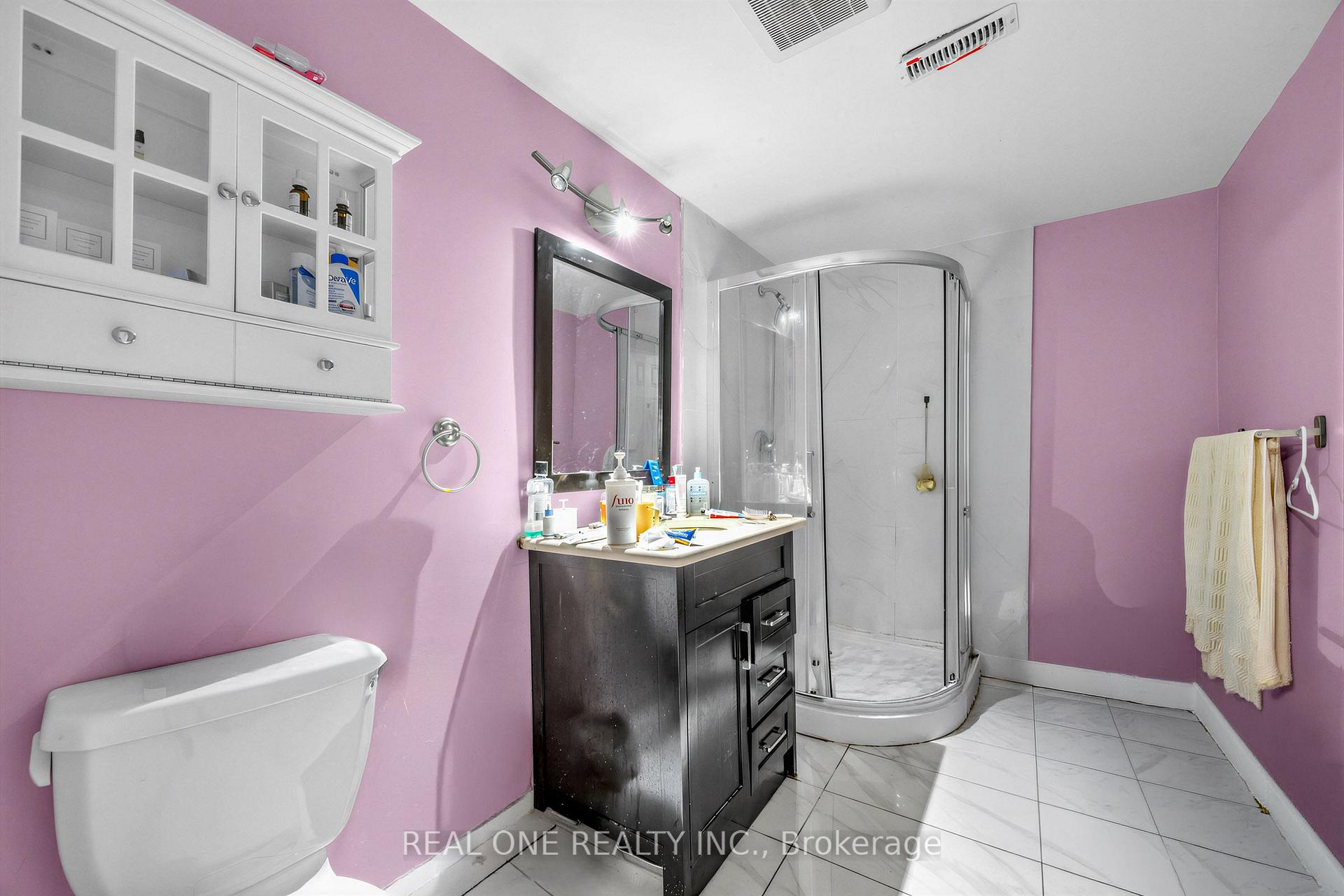 Photo 46 of 52 Fenwick Crescent, Markham, Unionville — HOMEH