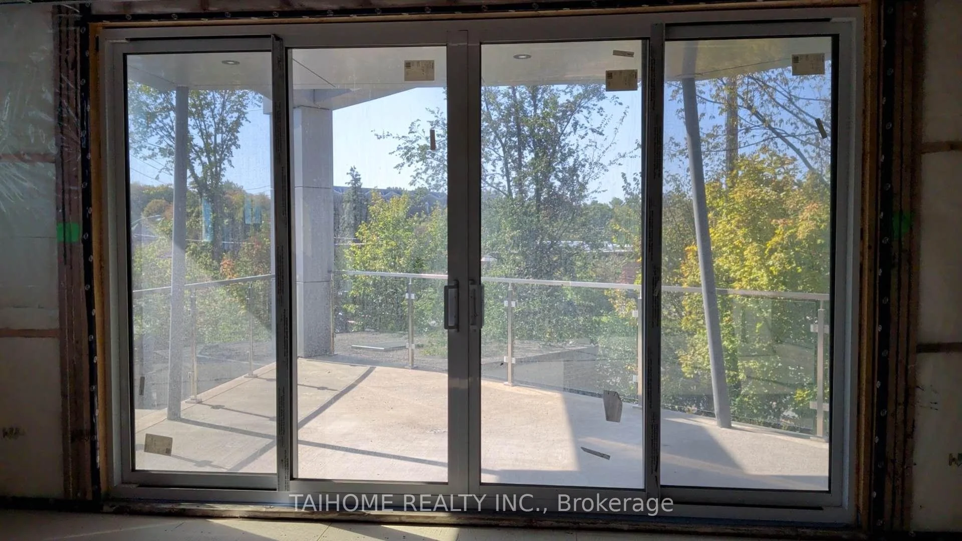 Photo 21 of 40 Tottenham Road, North York, Banbury-Don Mills — HOMEH