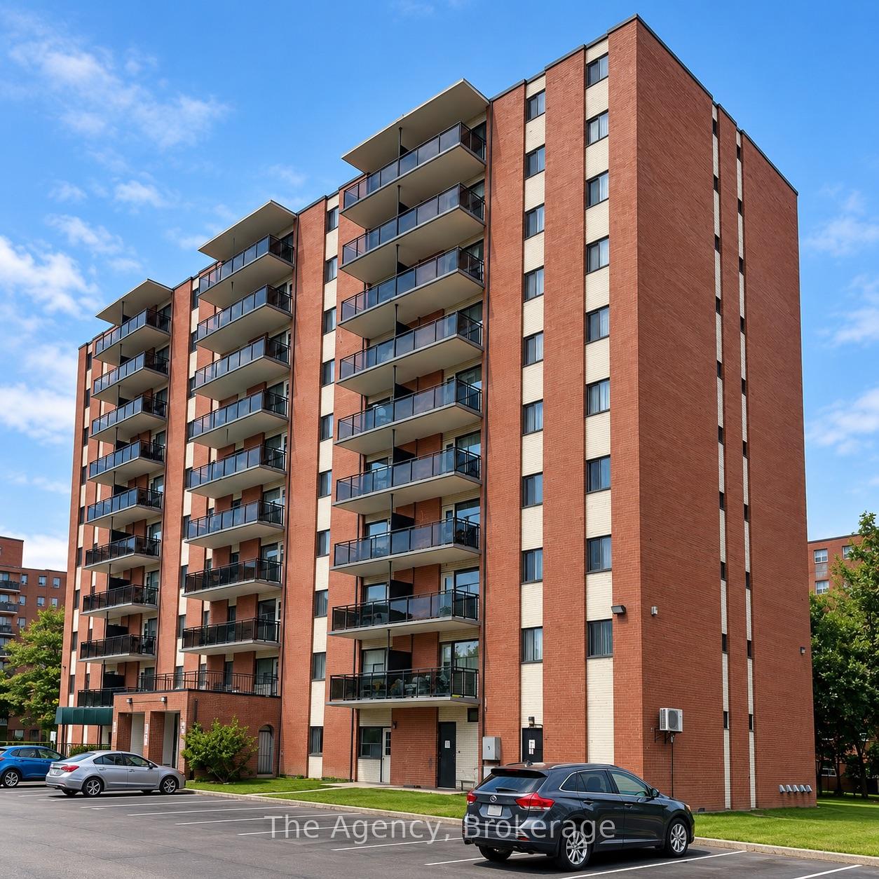 Front of Unit 905, 45 Paisley Boulevard W