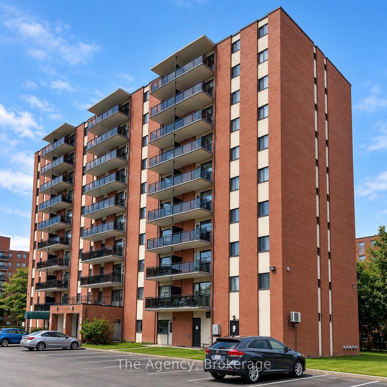 Front of Unit 304, 45 Paisley Boulevard W