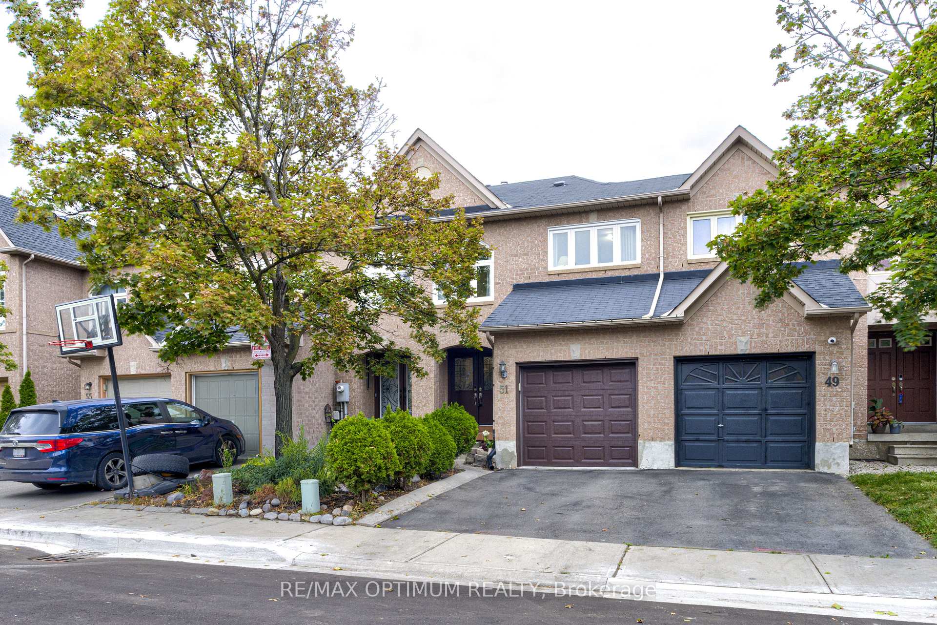 Photo of 51 Goldenlight Circle