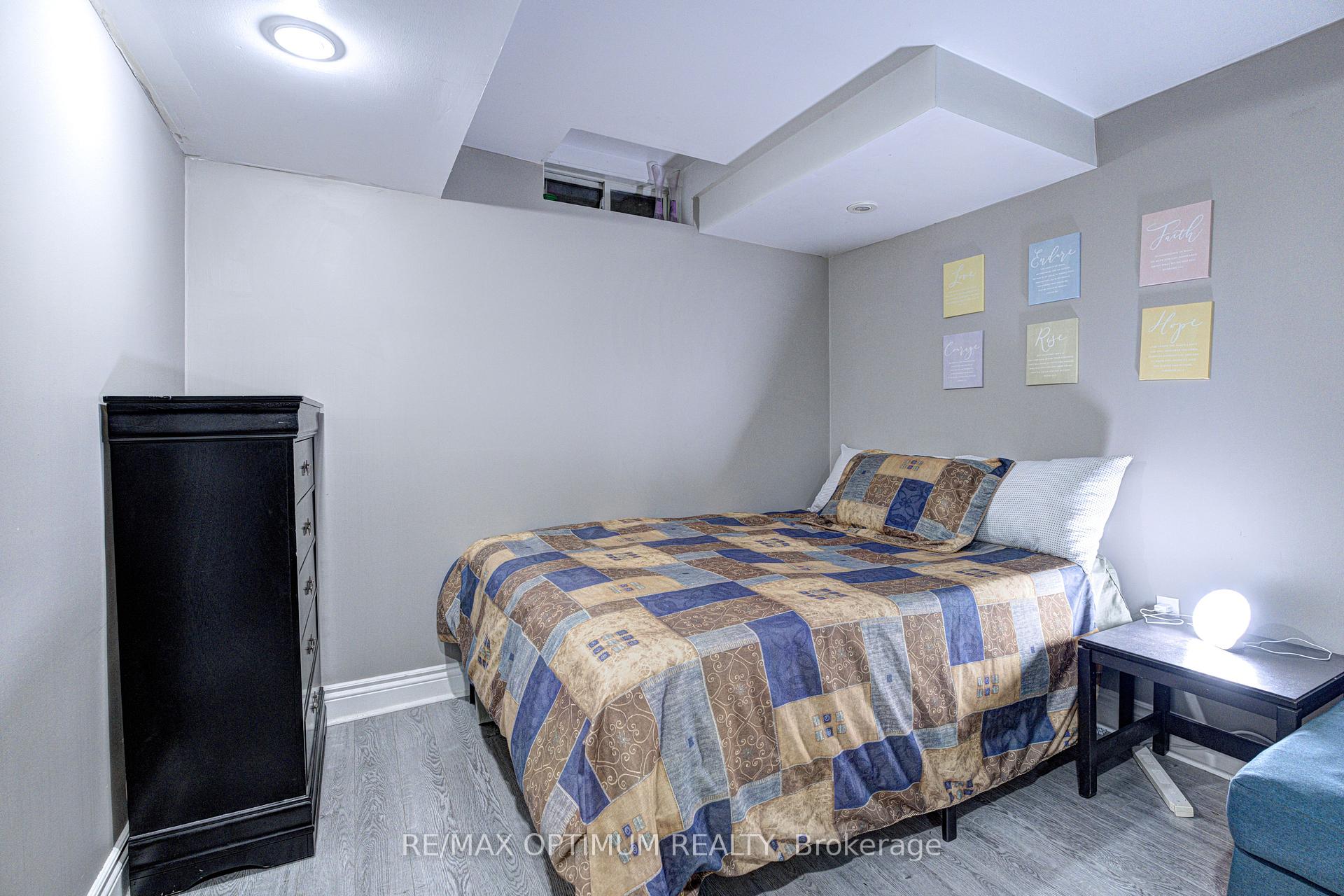 Photo 31 of 51 Goldenlight Circle, Brampton, Brampton West — HOMEH