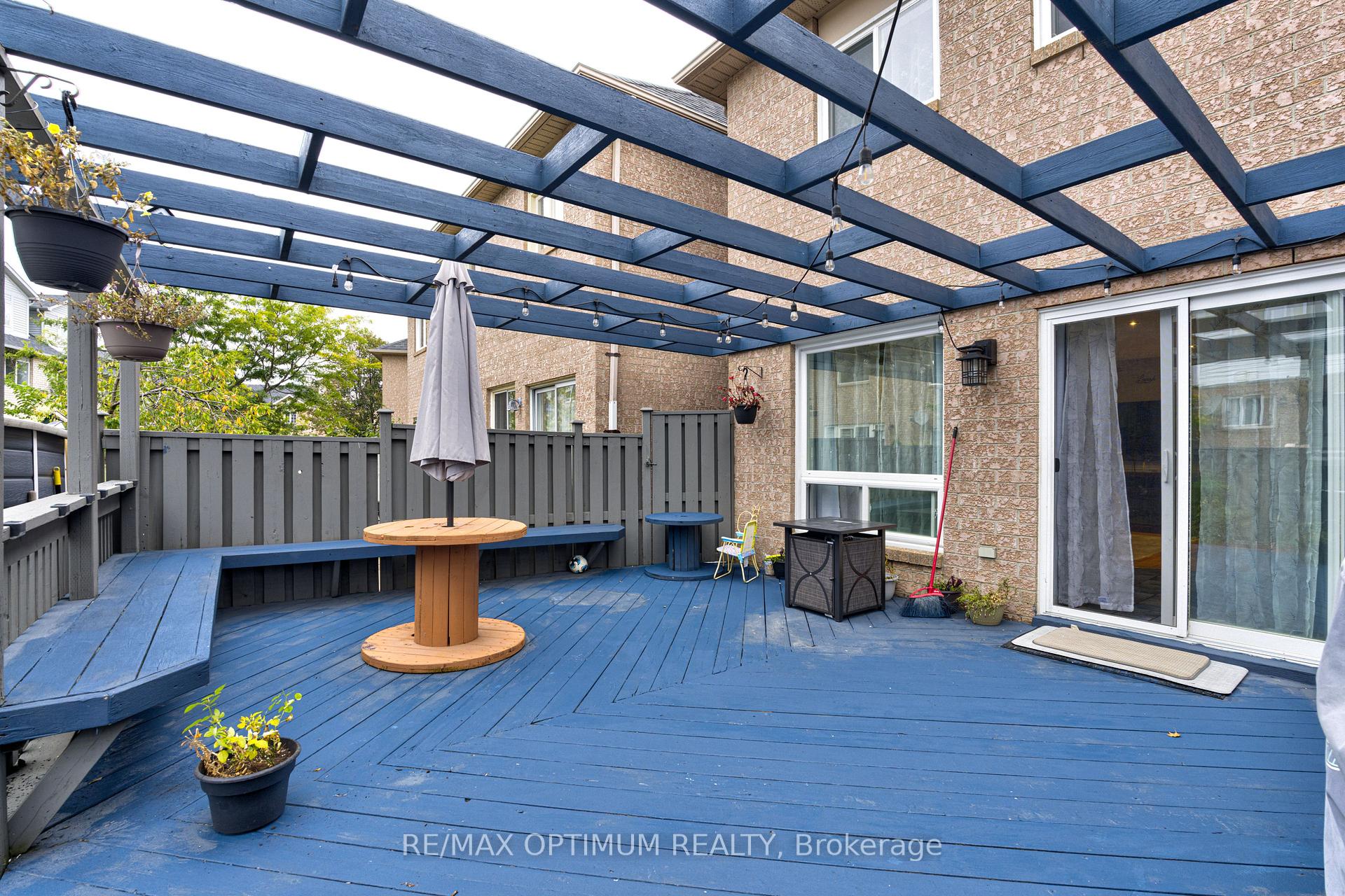 Photo 35 of 51 Goldenlight Circle, Brampton, Brampton West — HOMEH