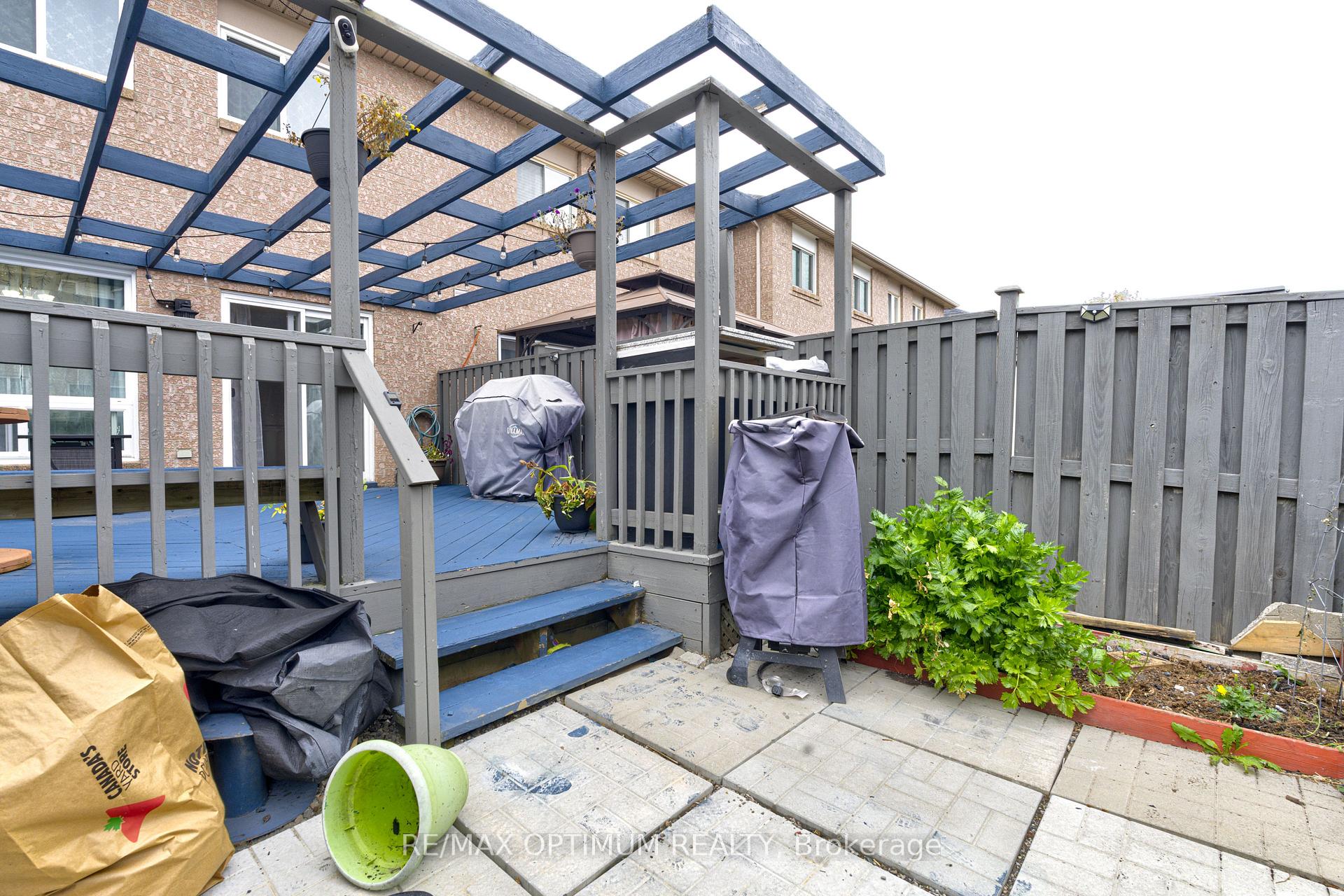 Photo 37 of 51 Goldenlight Circle, Brampton, Brampton West — HOMEH