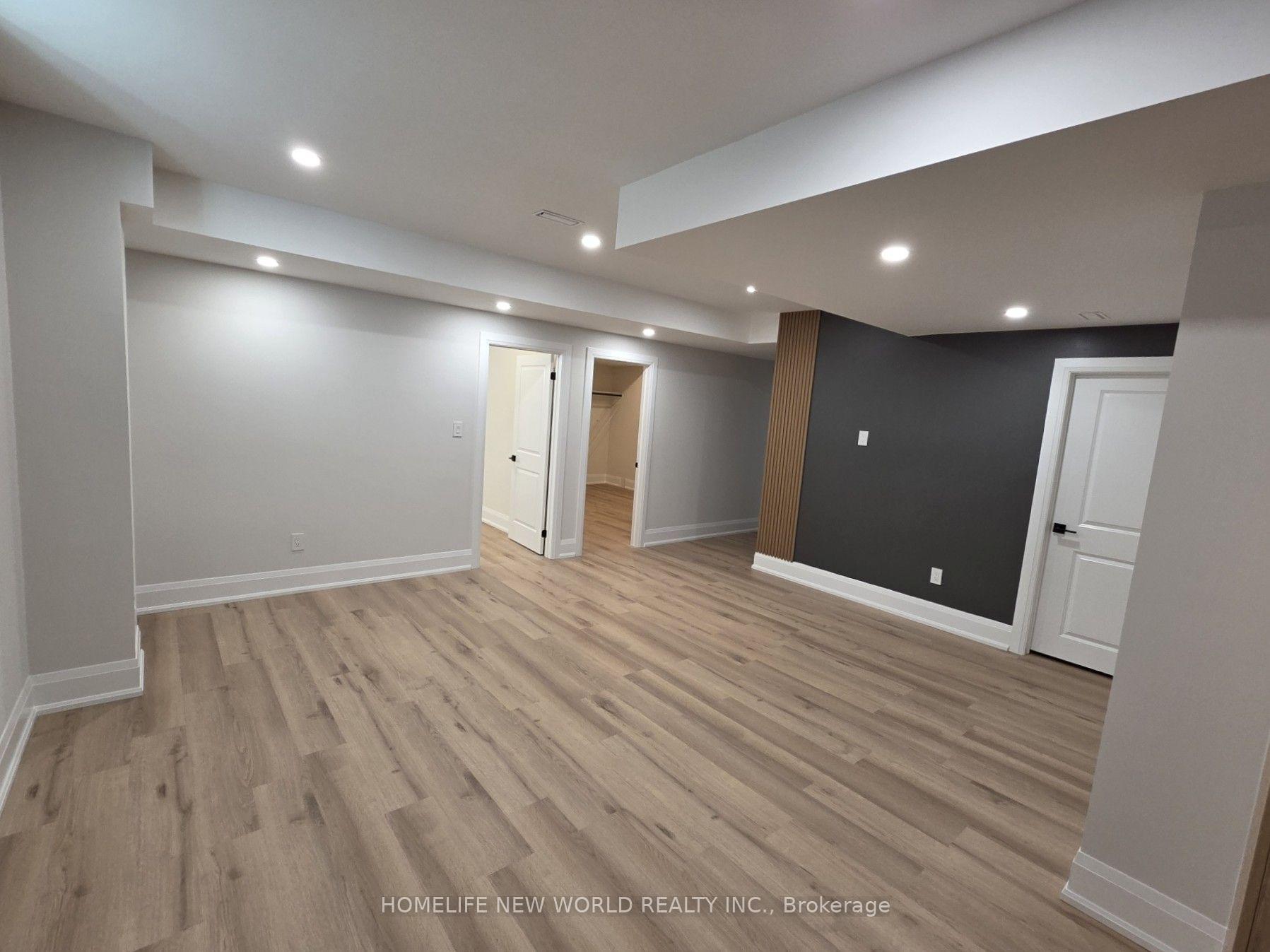 Photo 7 of 49 Berczy Manor Crescent, Markham, Rural Markham — HOMEH