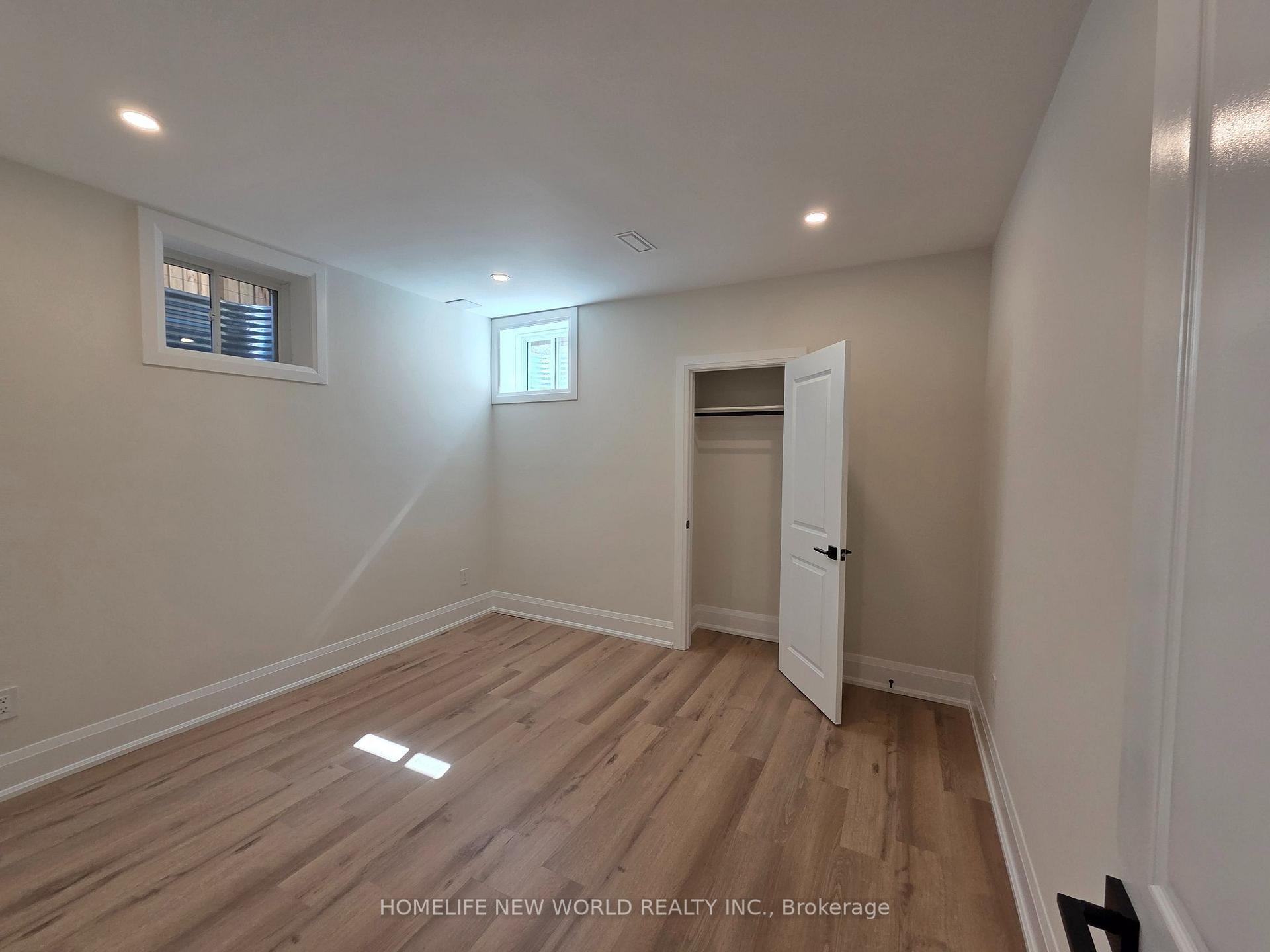 Photo 13 of 49 Berczy Manor Crescent, Markham, Rural Markham — HOMEH