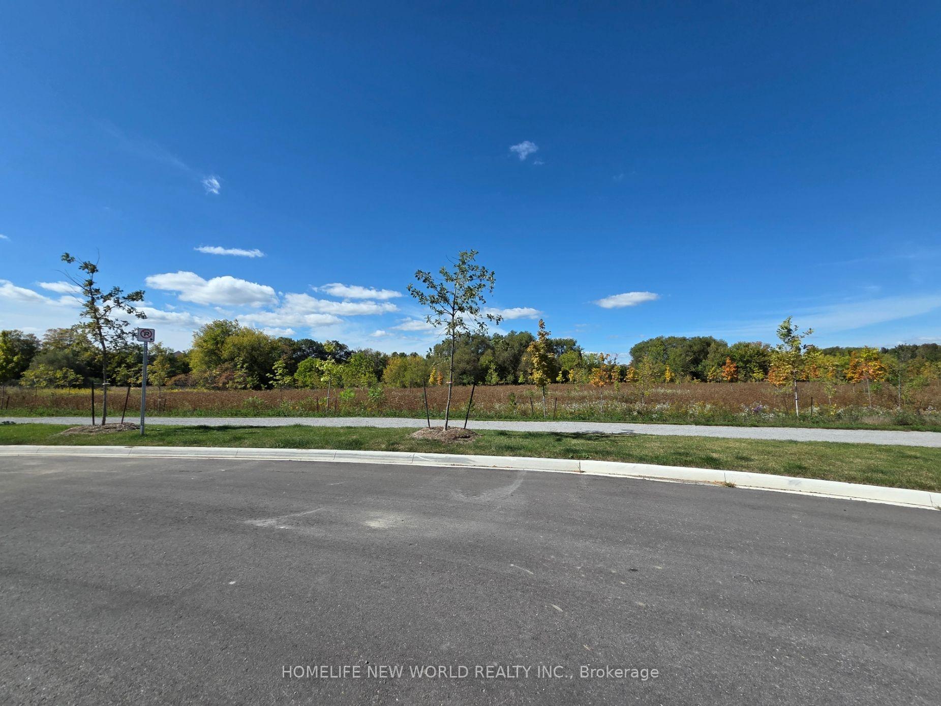 Photo 16 of 49 Berczy Manor Crescent, Markham, Rural Markham — HOMEH