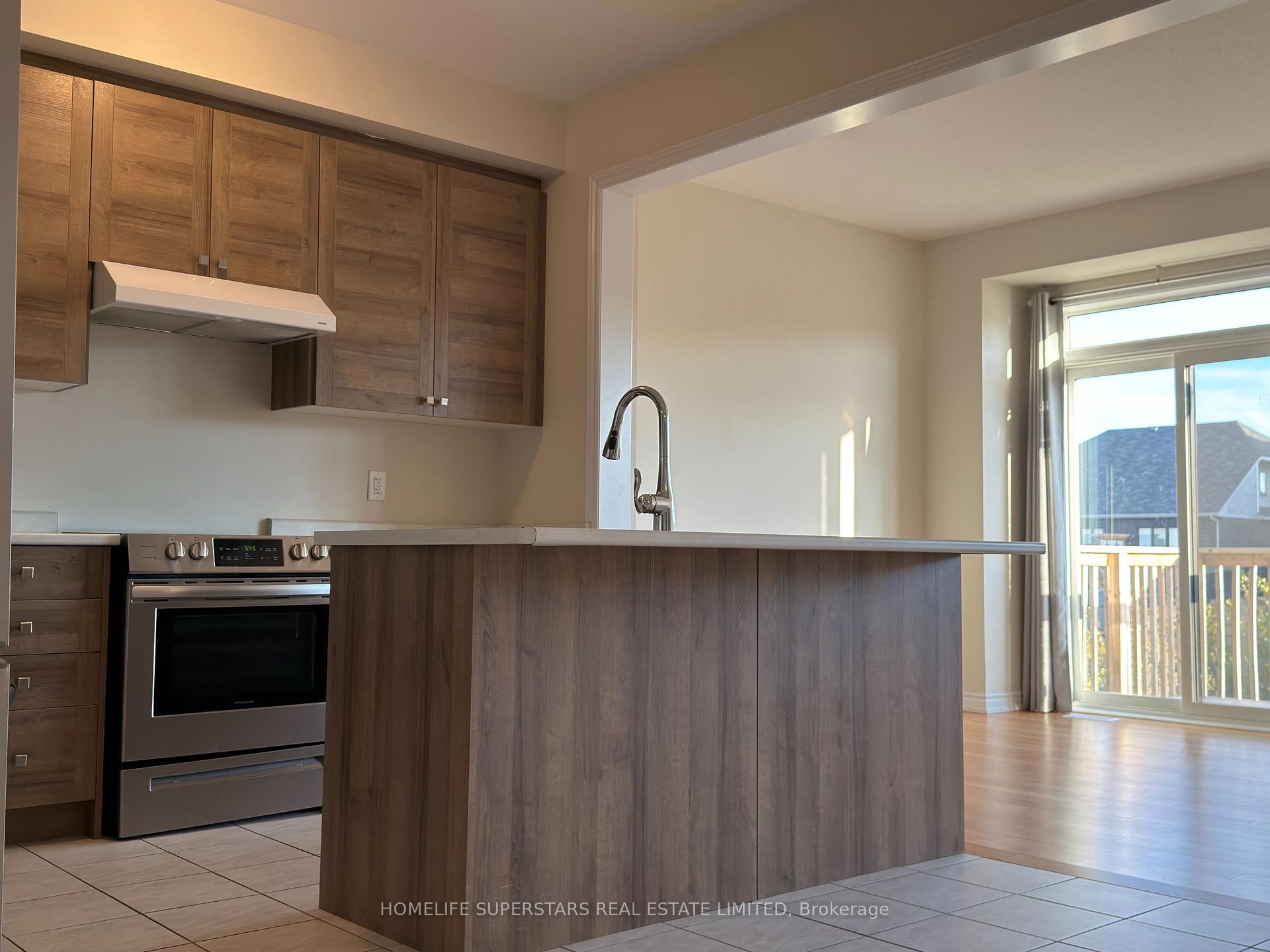 Photo 5 of 349 Vanilla Trail, Thorold, Rolling Meadows — HOMEH