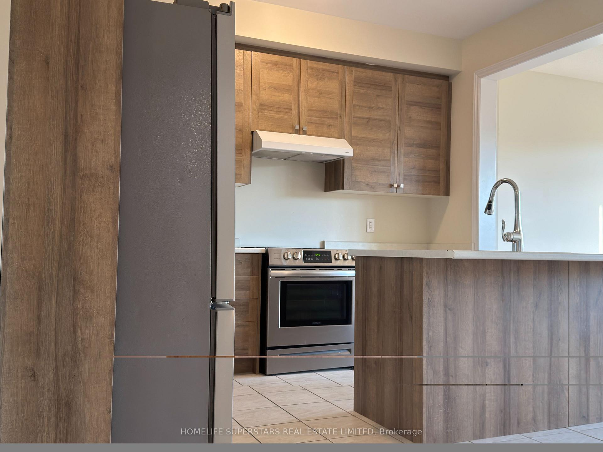 Photo 6 of 349 Vanilla Trail, Thorold, Rolling Meadows — HOMEH