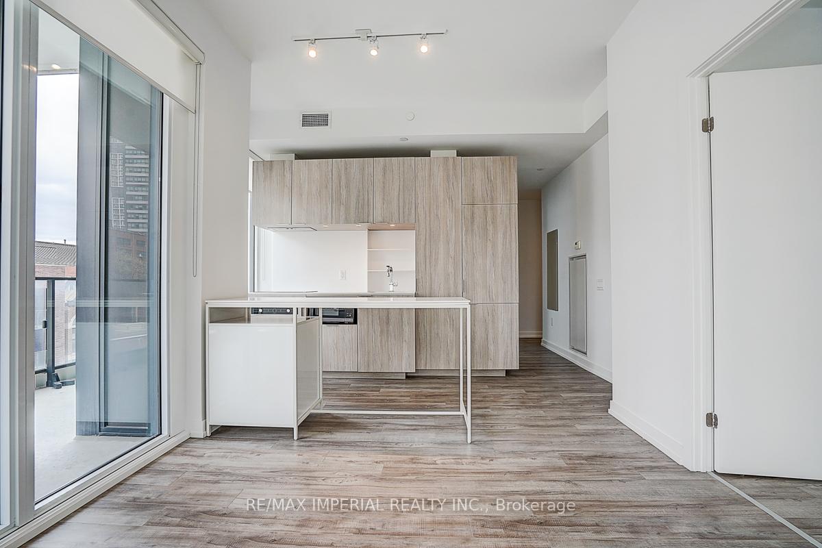 Photo 15 of Unit 710, 77 Shuter Street, Toronto, Church-Yonge Corridor — HOMEH