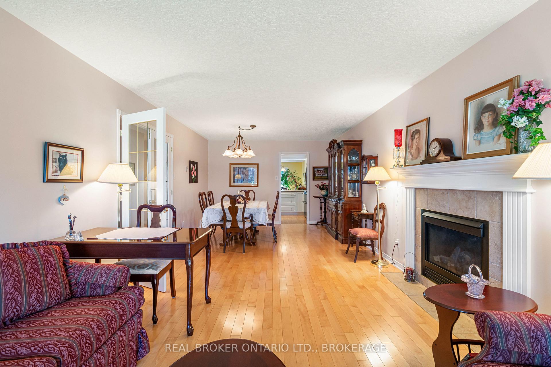 Photo 8 of 508 Jo Anne Crescent, Cornwall, Cornwall — HOMEH