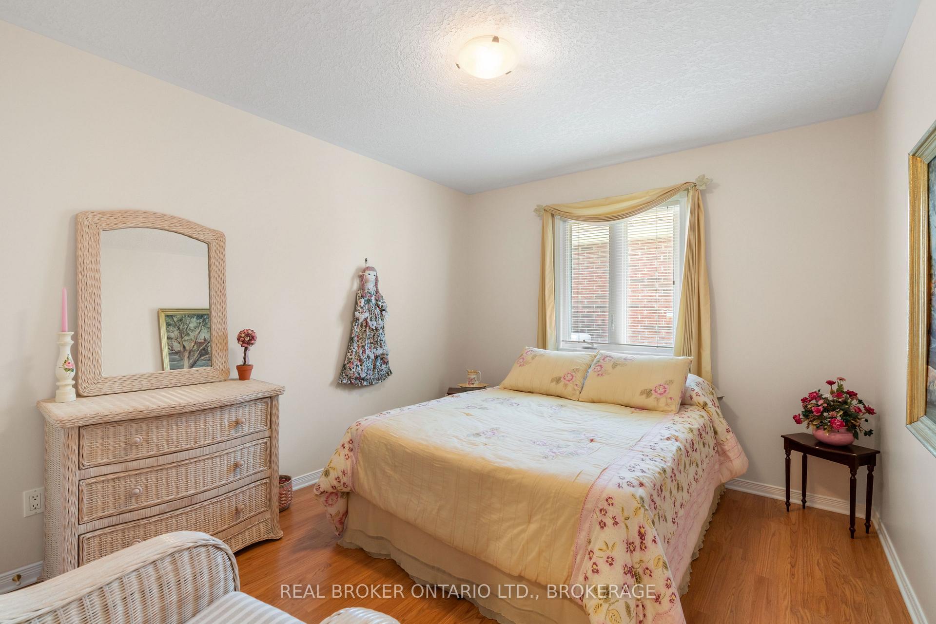 Photo 23 of 508 Jo Anne Crescent, Cornwall, Cornwall — HOMEH