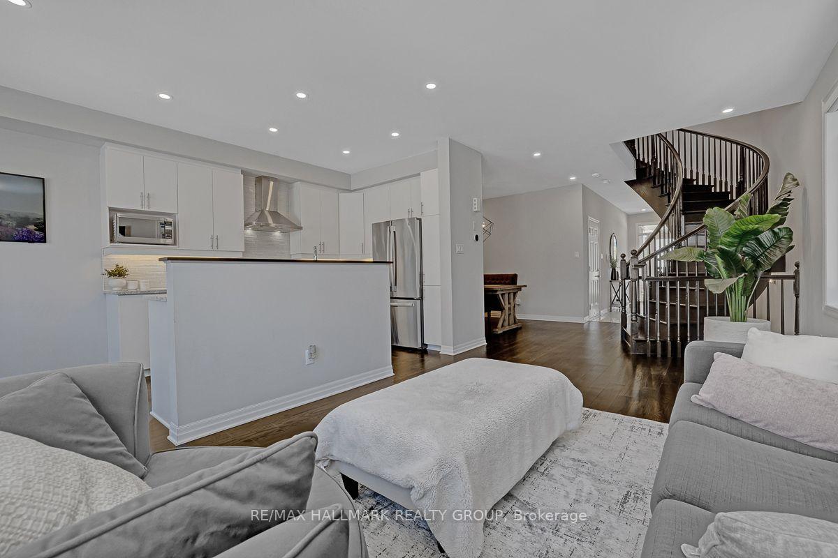 Photo 8 of 317 Lysander Place, Ottawa, CFB Rockcliffe and Area — HOMEH