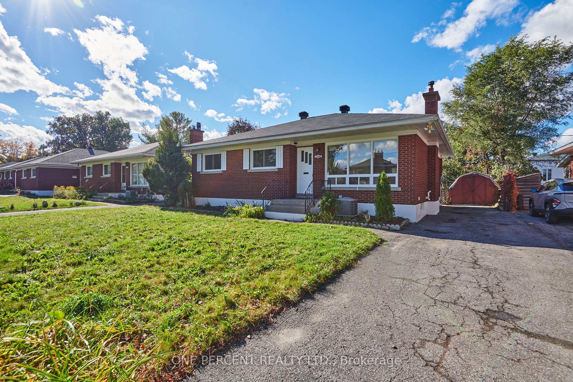 Photo 3 of 1240 Field Street, Ottawa, Bel Air Park — HOMEH