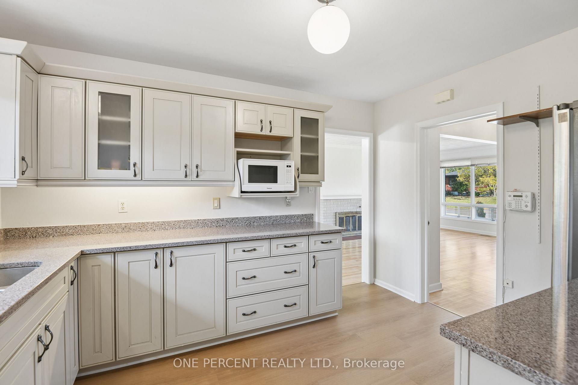 Photo 15 of 1240 Field Street, Ottawa, Bel Air Park — HOMEH
