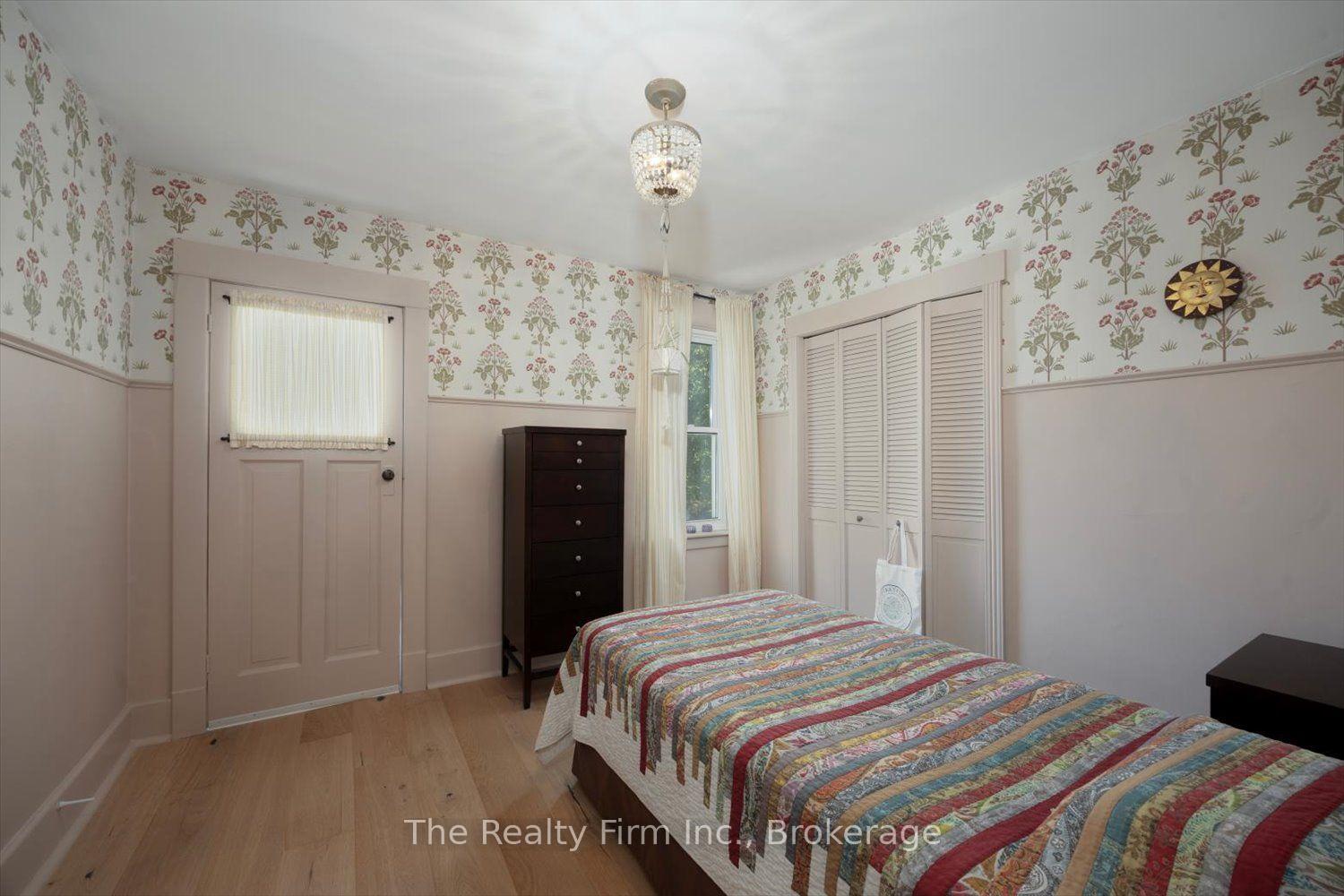 Photo 28 of 101 St Vincent Street N, Stratford — HOMEH