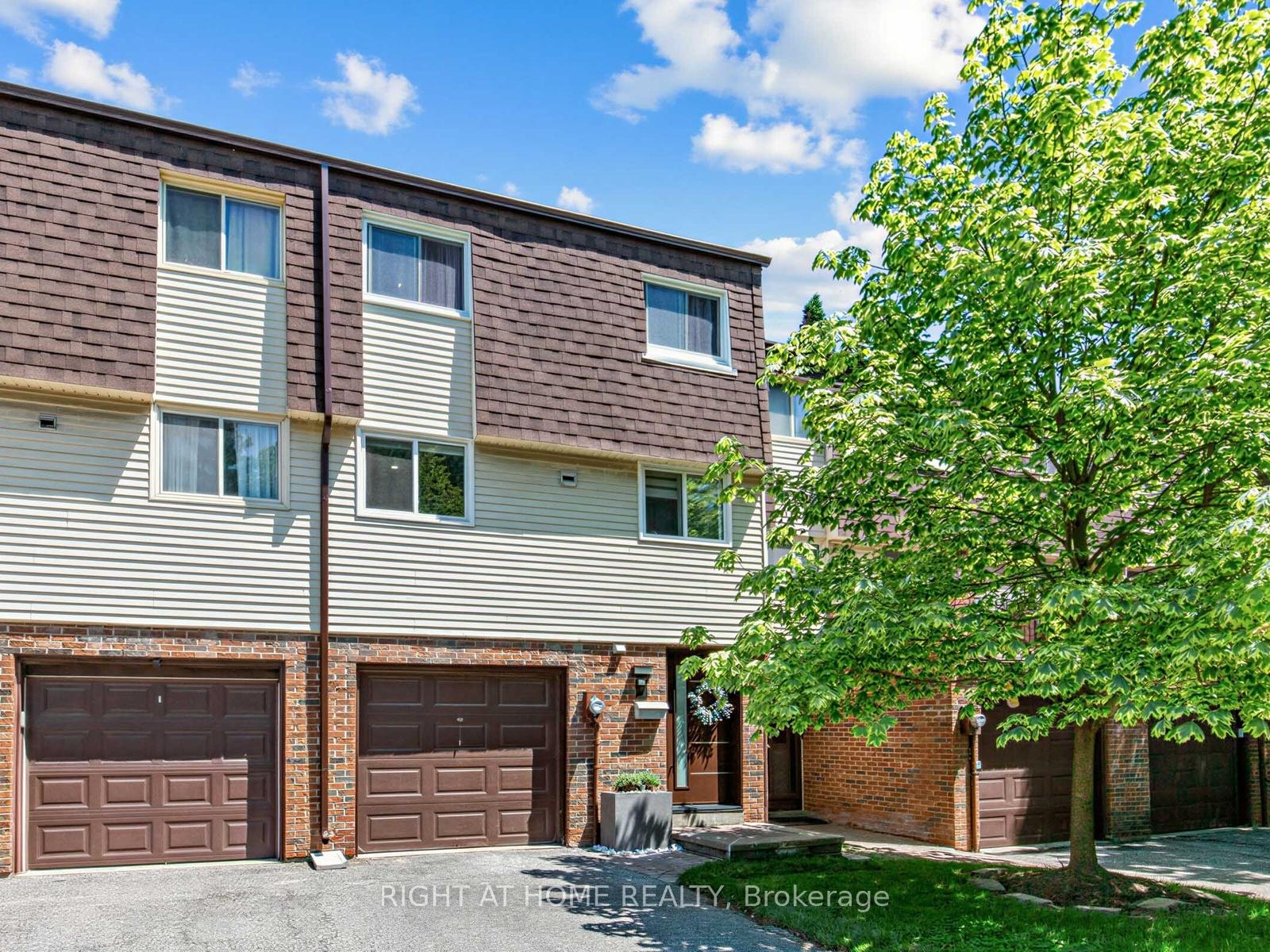 Photo of 100 Jenny Wren Way