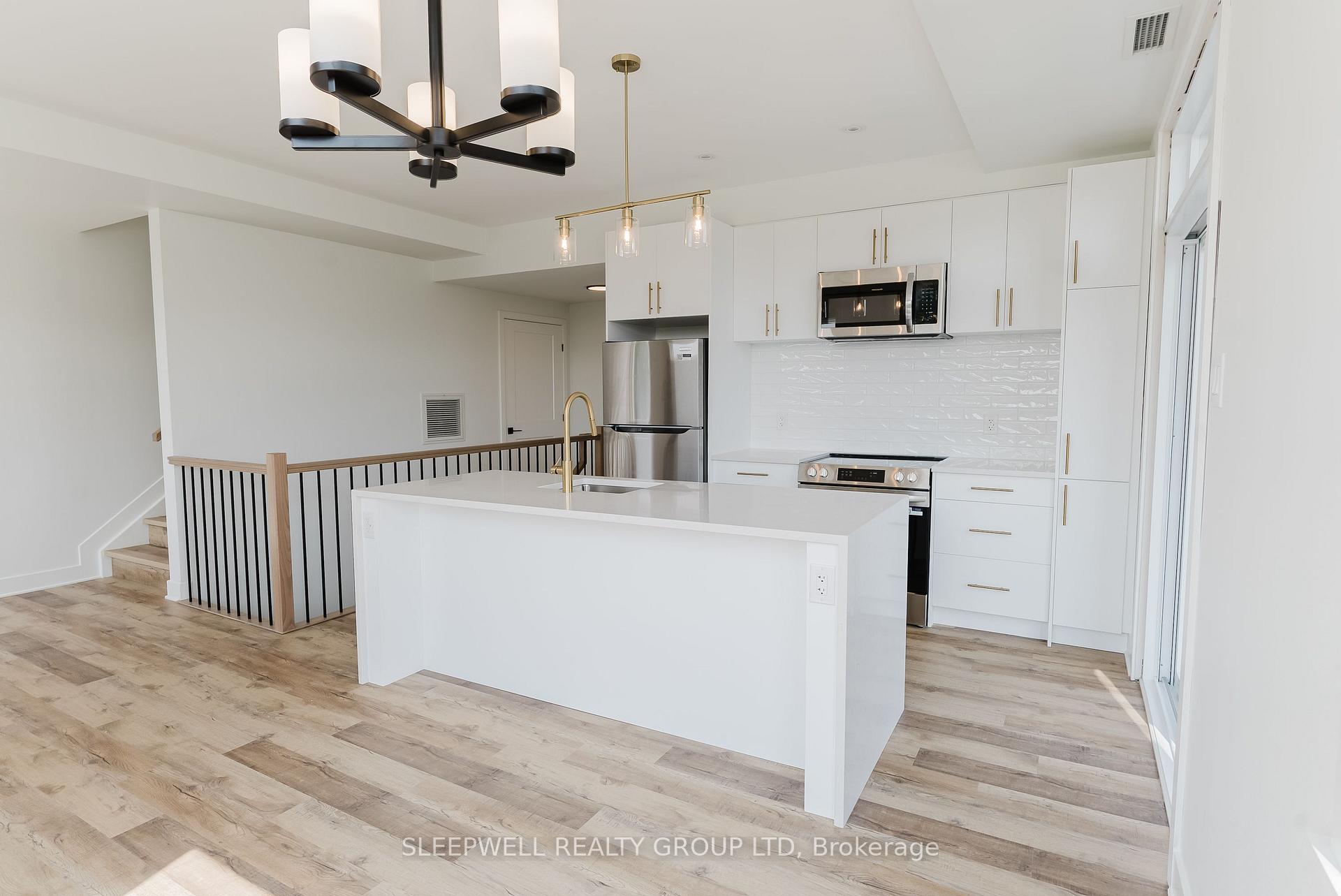 Photo 3 of Unit 9, 845 Champlain Street, Ottawa, Chatelaine Village — HOMEH