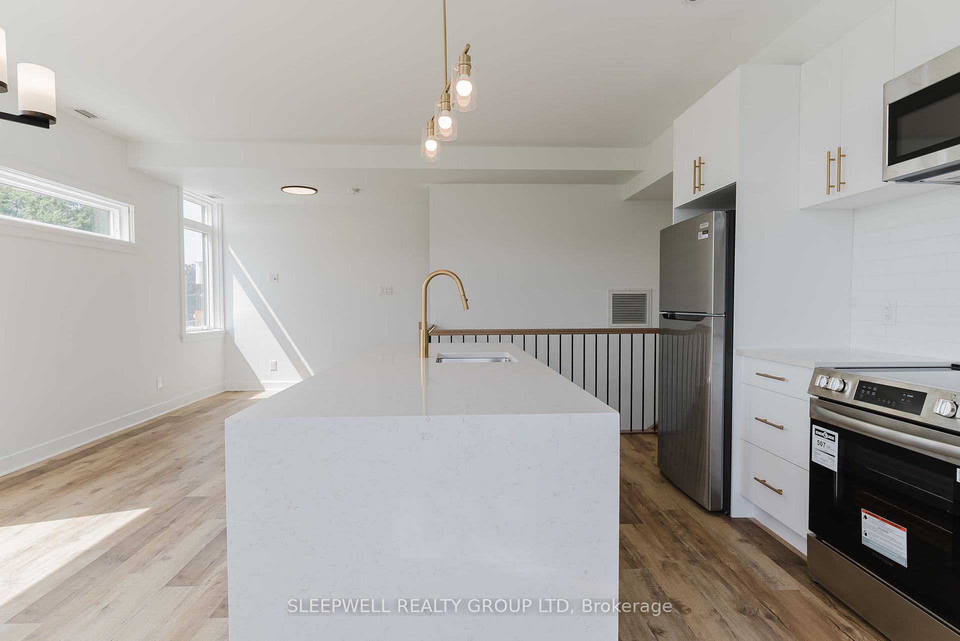 Photo 4 of Unit 9, 845 Champlain Street, Ottawa, Chatelaine Village — HOMEH