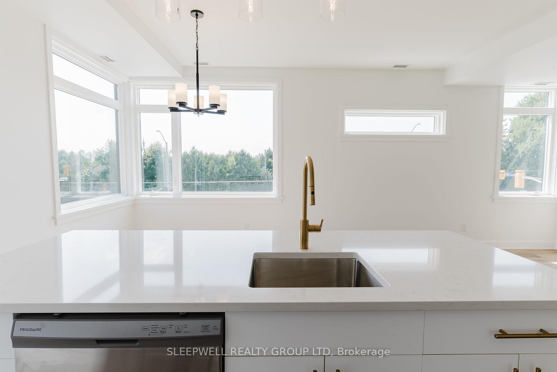 Photo 5 of Unit 9, 845 Champlain Street, Ottawa, Chatelaine Village — HOMEH