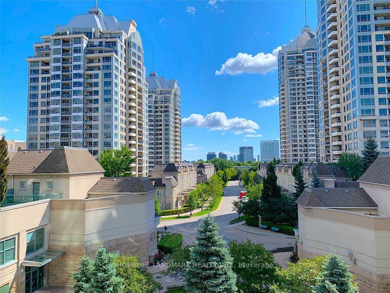 Photo 2 of Unit # 405, 17 Barberry Place, North York, Bayview Village — HOMEH