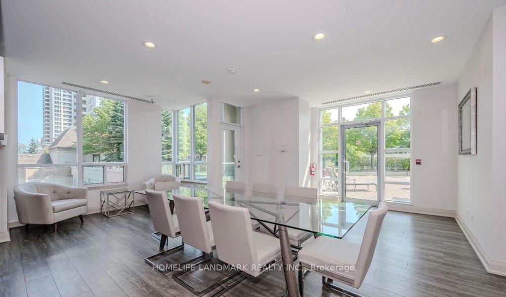 Photo 7 of Unit # 405, 17 Barberry Place, North York, Bayview Village — HOMEH