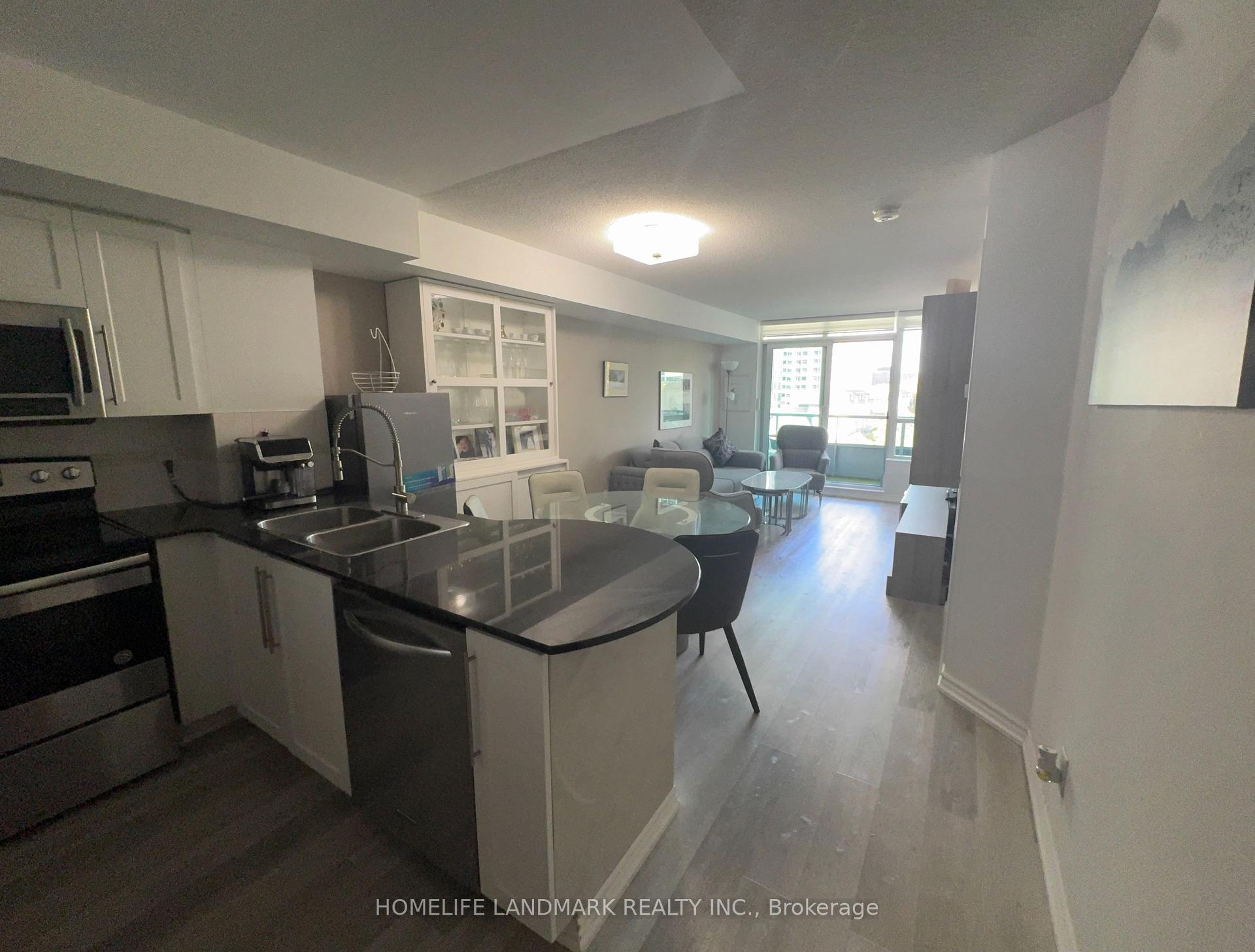 Photo 9 of Unit # 405, 17 Barberry Place, North York, Bayview Village — HOMEH