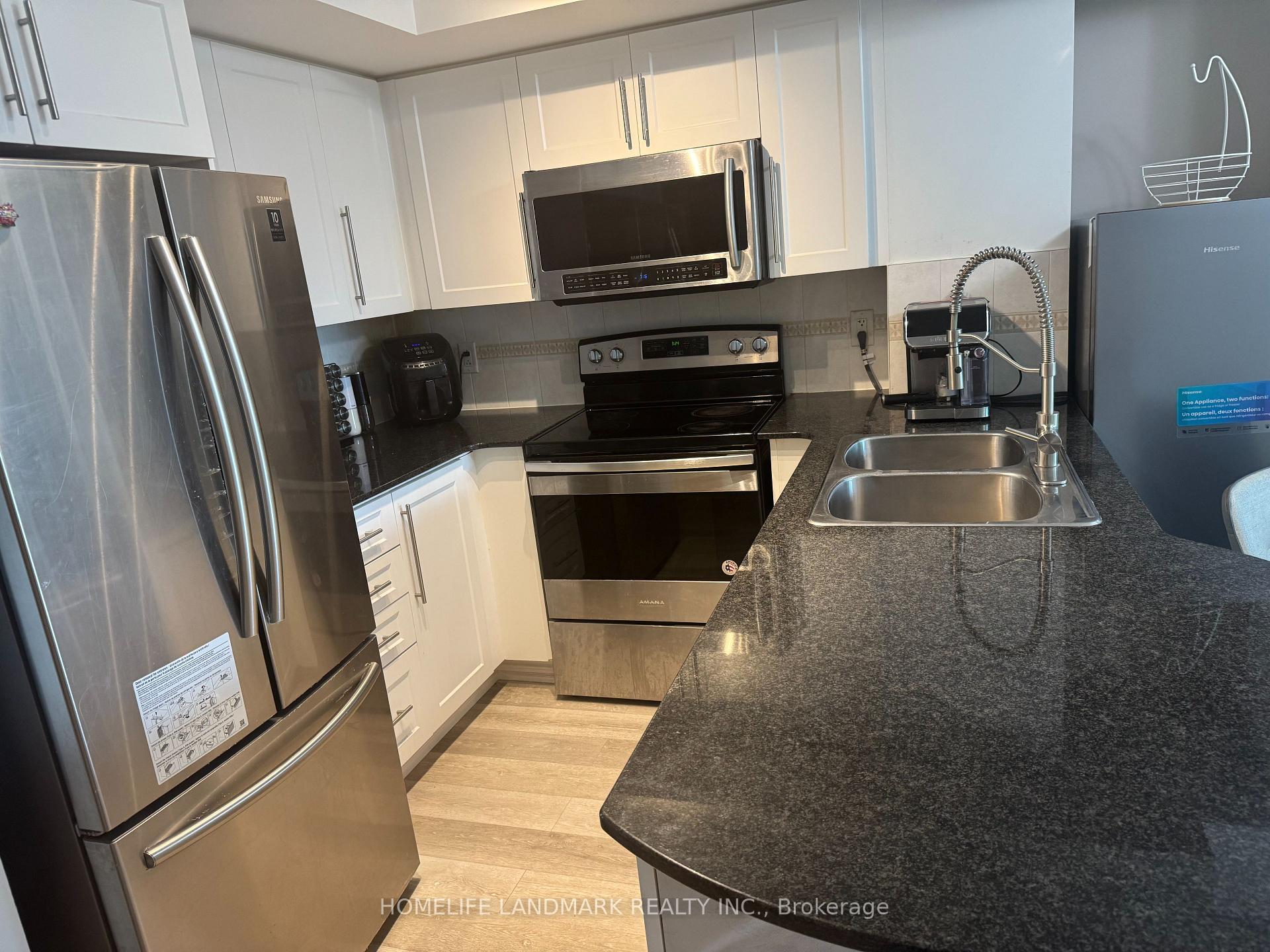 Photo 15 of Unit # 405, 17 Barberry Place, North York, Bayview Village — HOMEH