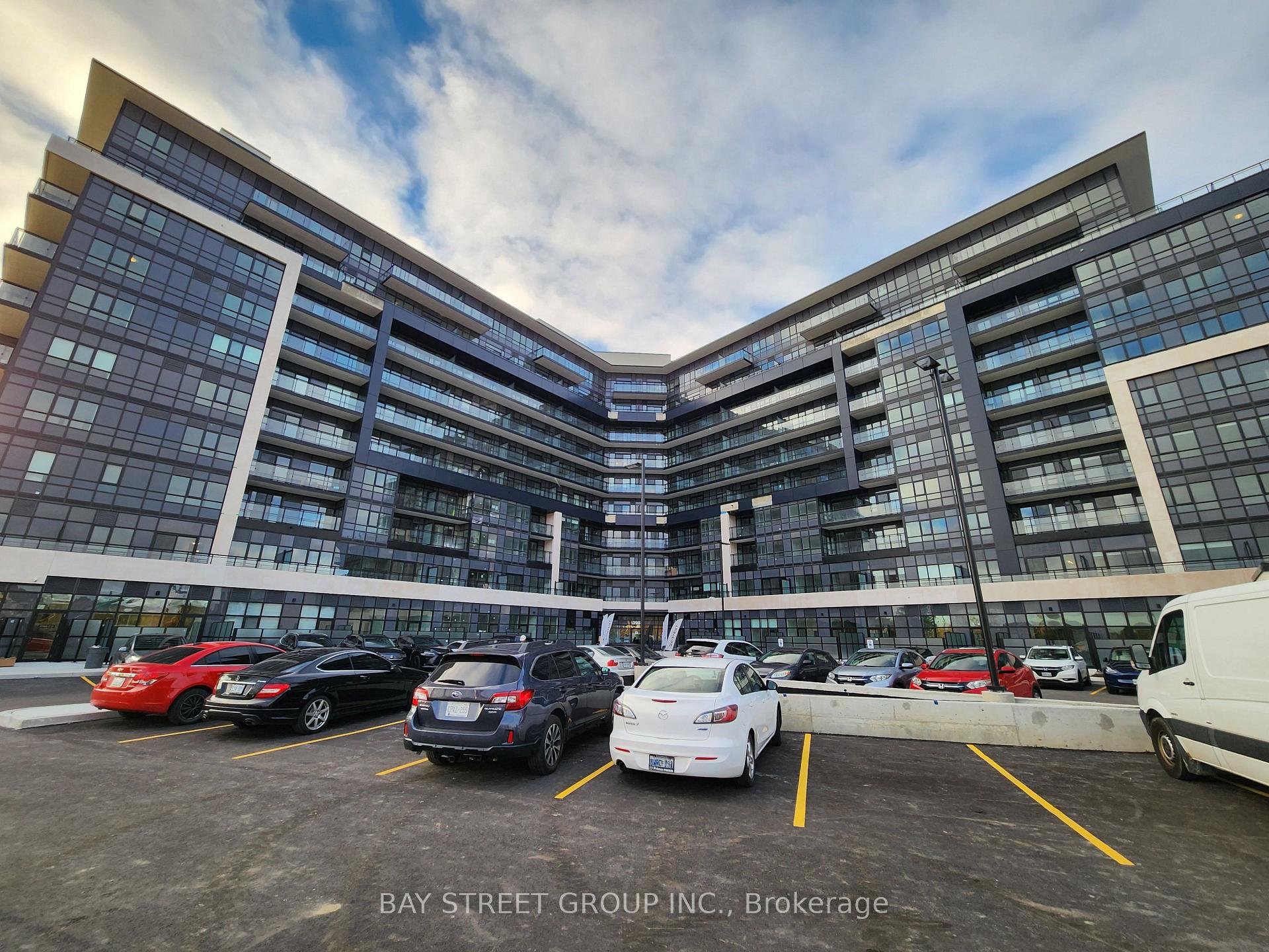 Photo of Unit 521, 395 Dundas Street W