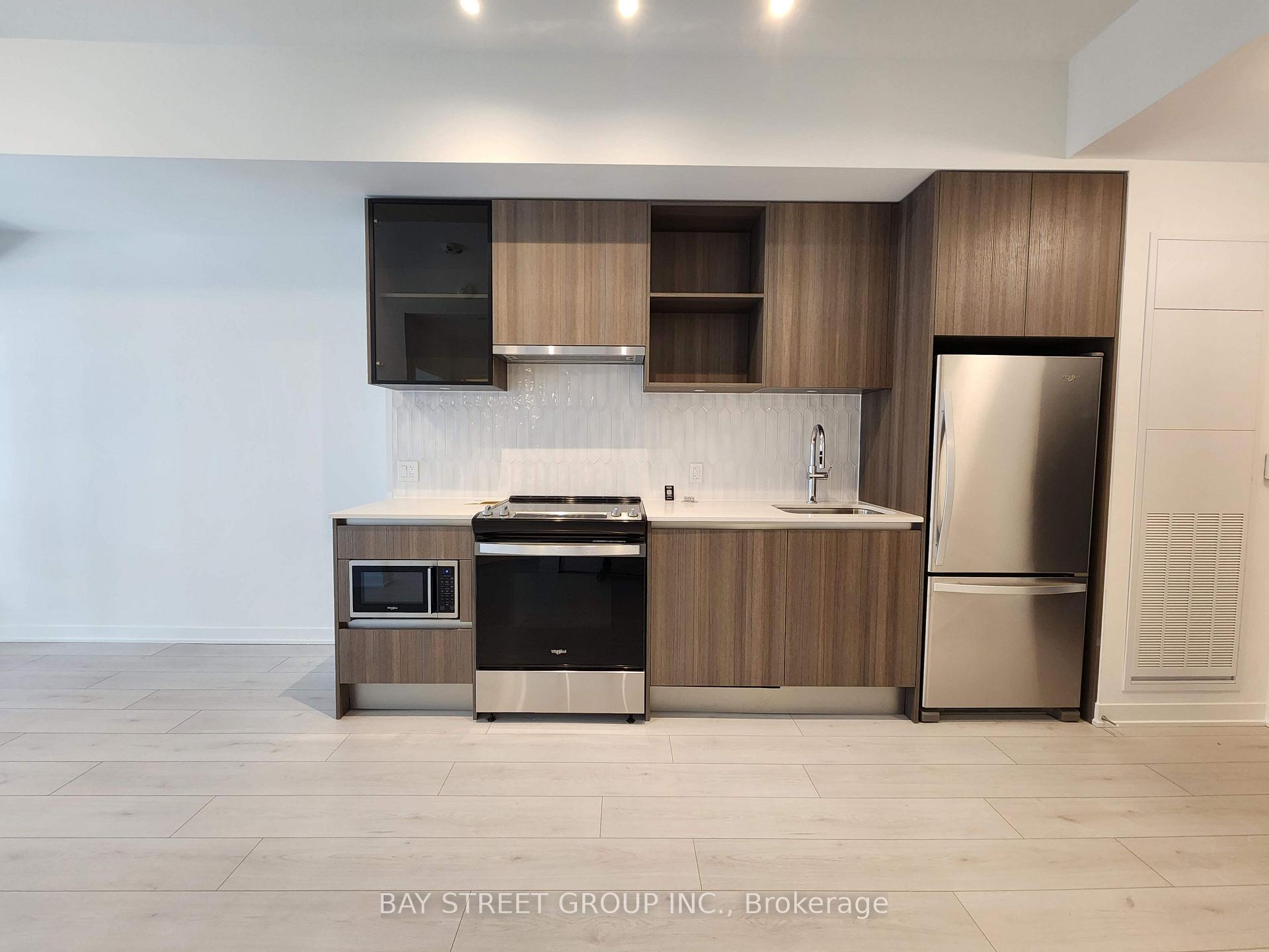 Photo 4 of Unit 521, 395 Dundas Street W, Oakville, Glenorchy — HOMEH